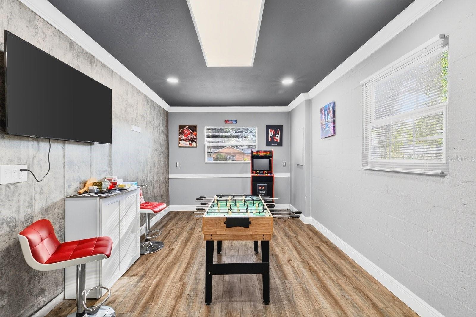 Image 27 of 29 For 4208 Hubert Avenue