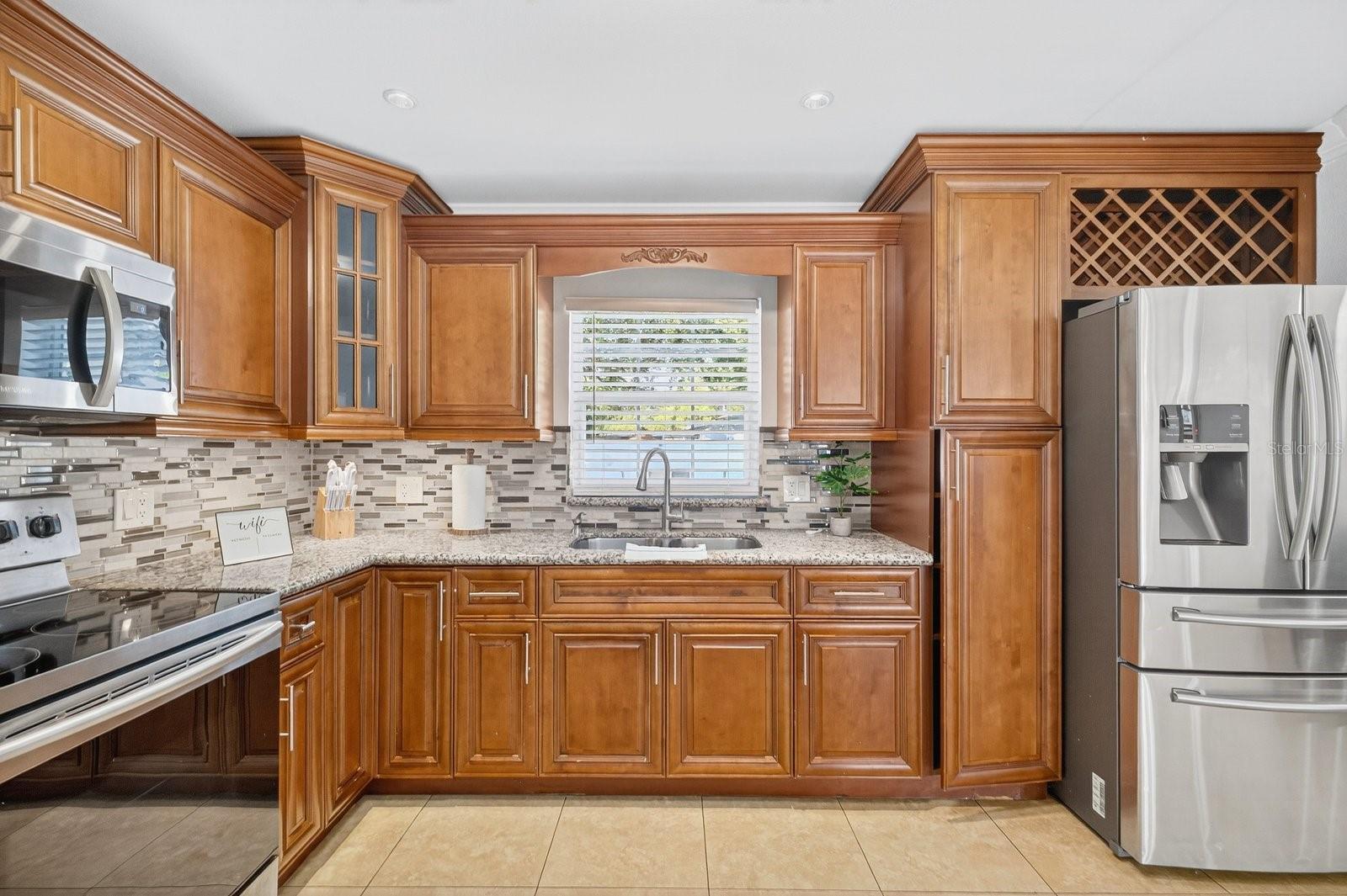 Image 9 of 29 For 4208 Hubert Avenue