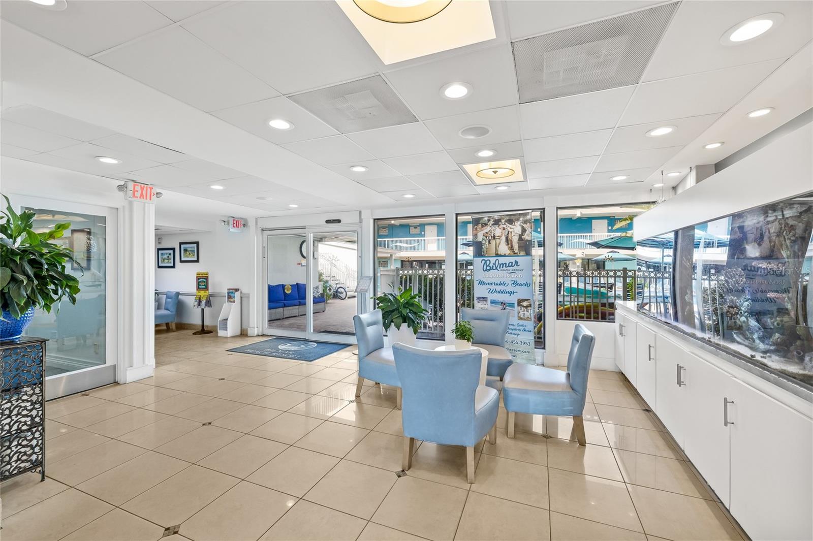 Image 14 of 56 For 10650 Gulf Boulevard 541