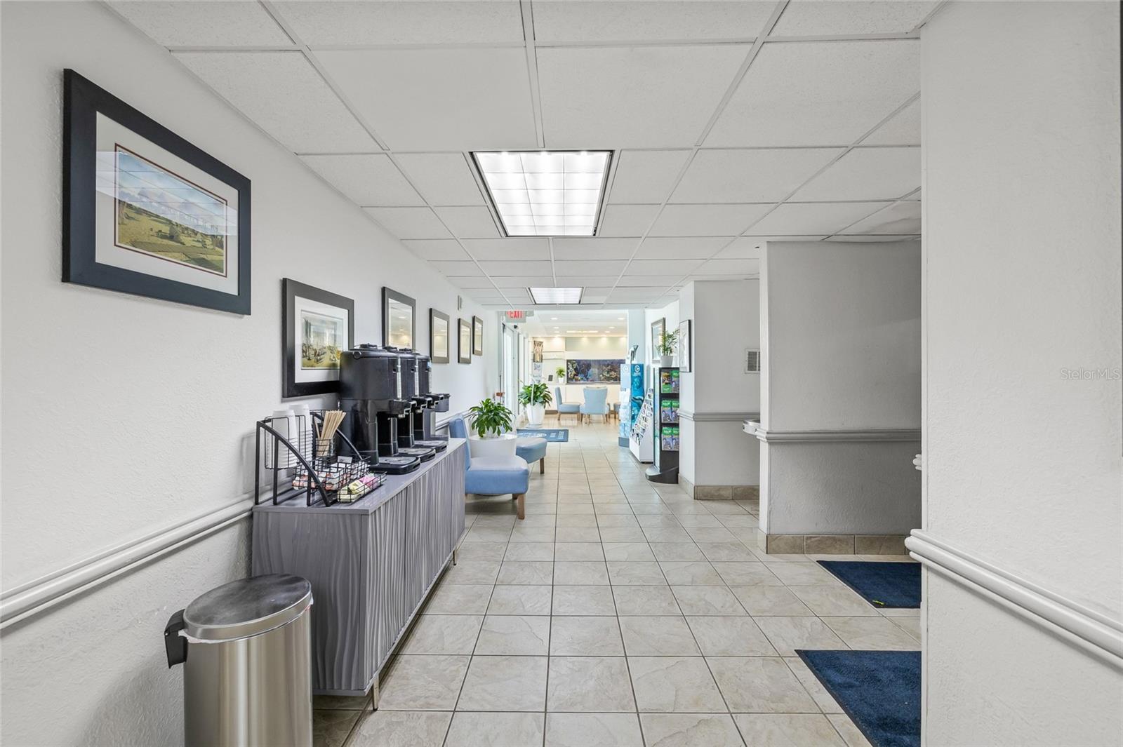 Image 15 of 56 For 10650 Gulf Boulevard 541