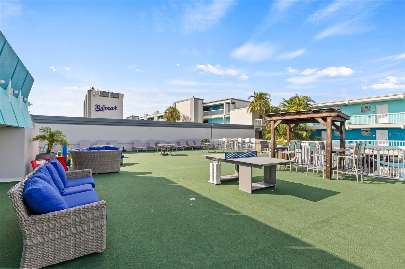 Image 20 of 56 For 10650 Gulf Boulevard 541