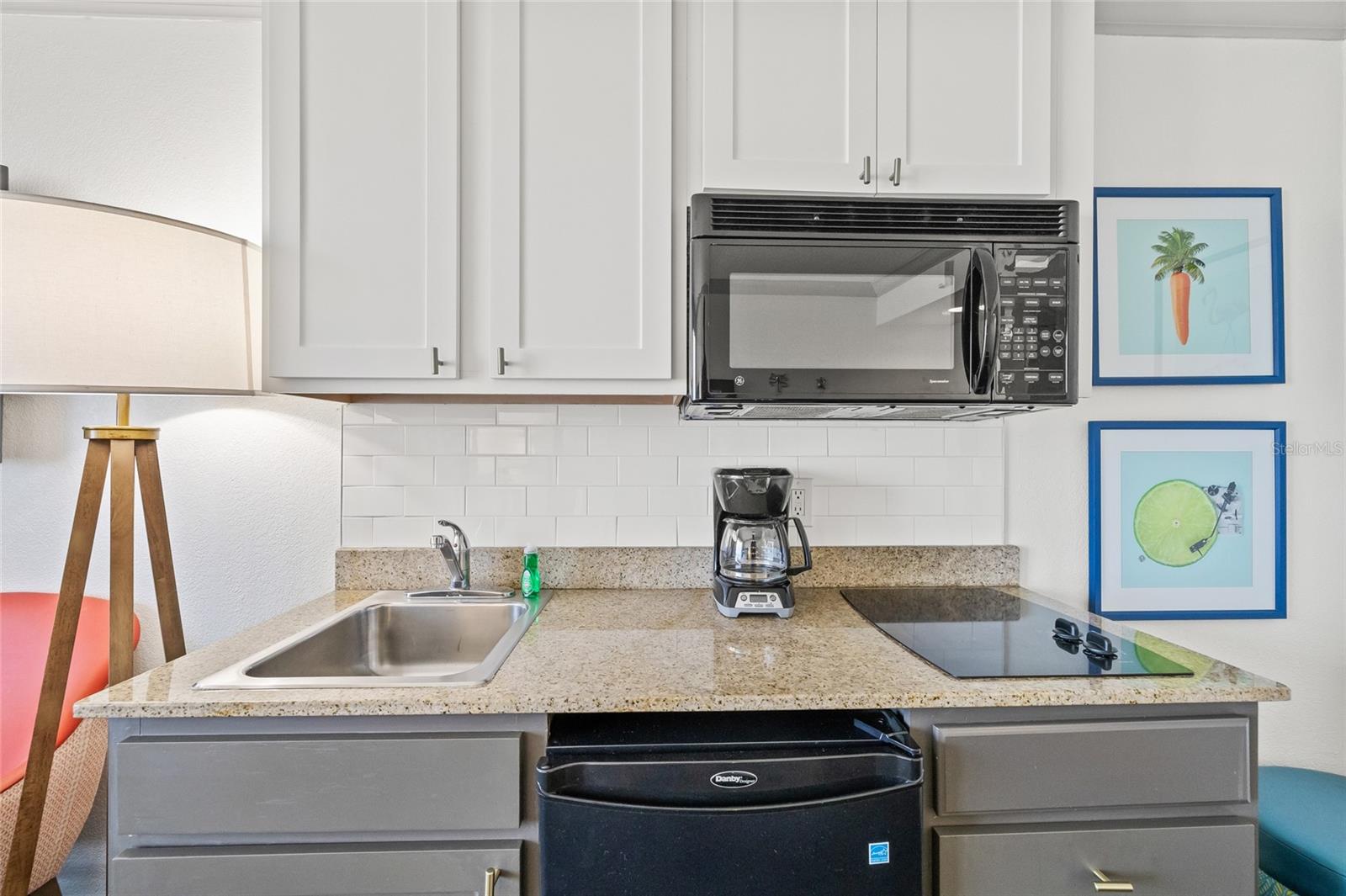 Image 35 of 56 For 10650 Gulf Boulevard 541