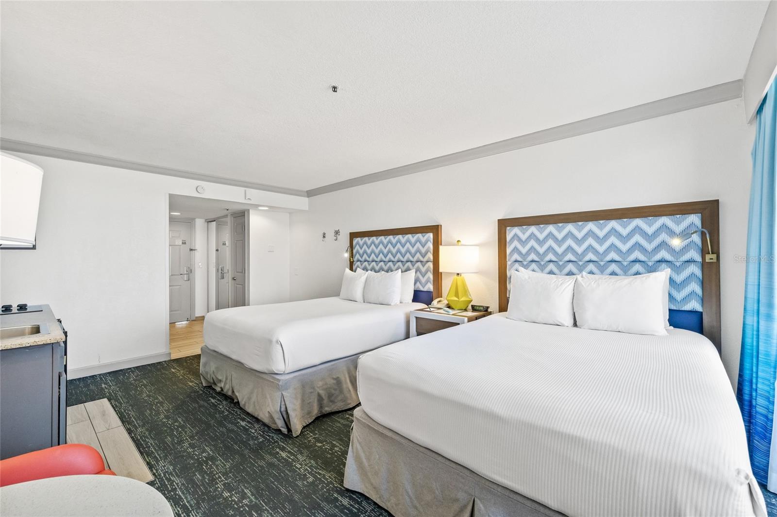 Image 39 of 56 For 10650 Gulf Boulevard 541