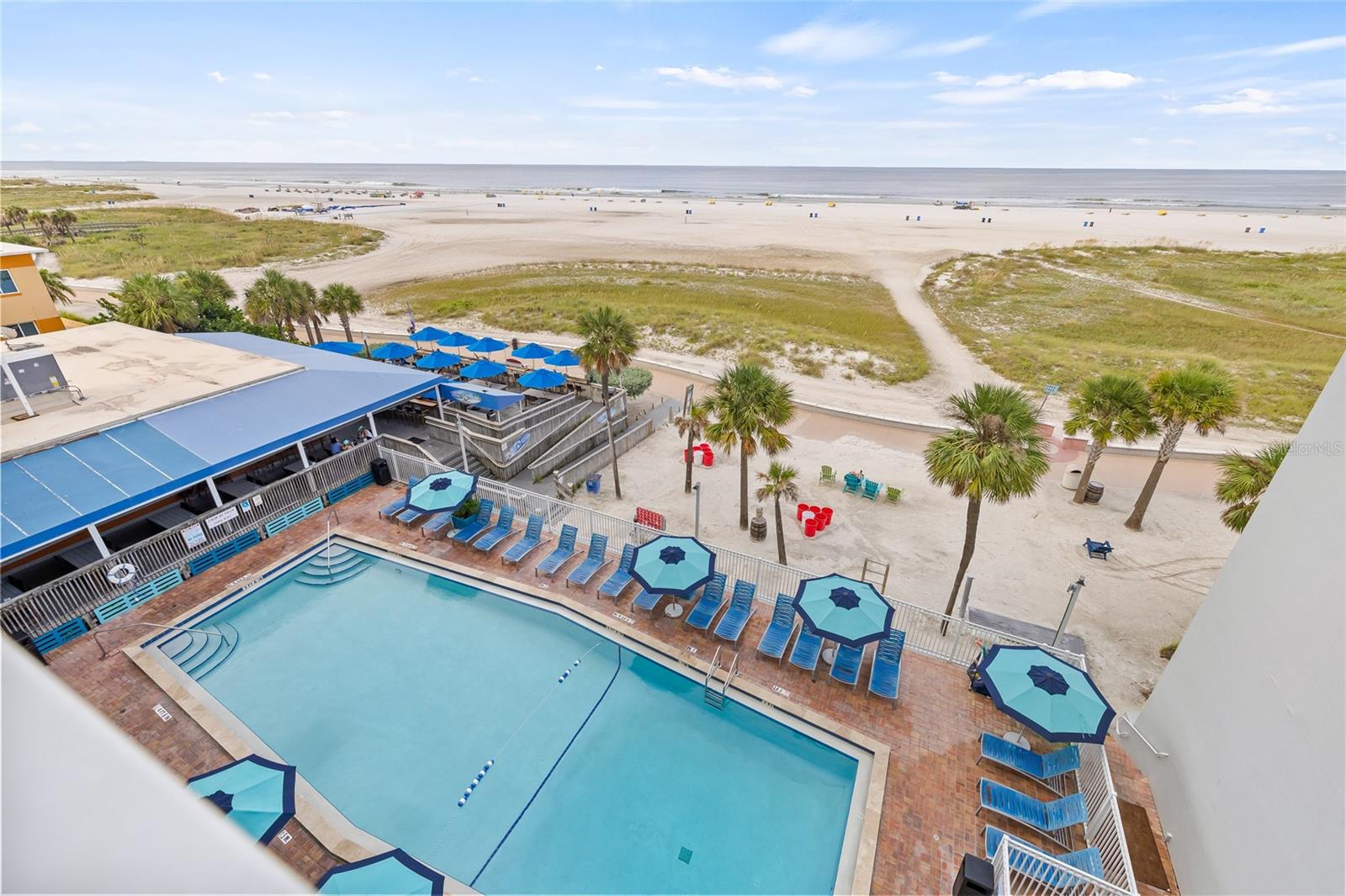 Image 47 of 56 For 10650 Gulf Boulevard 541