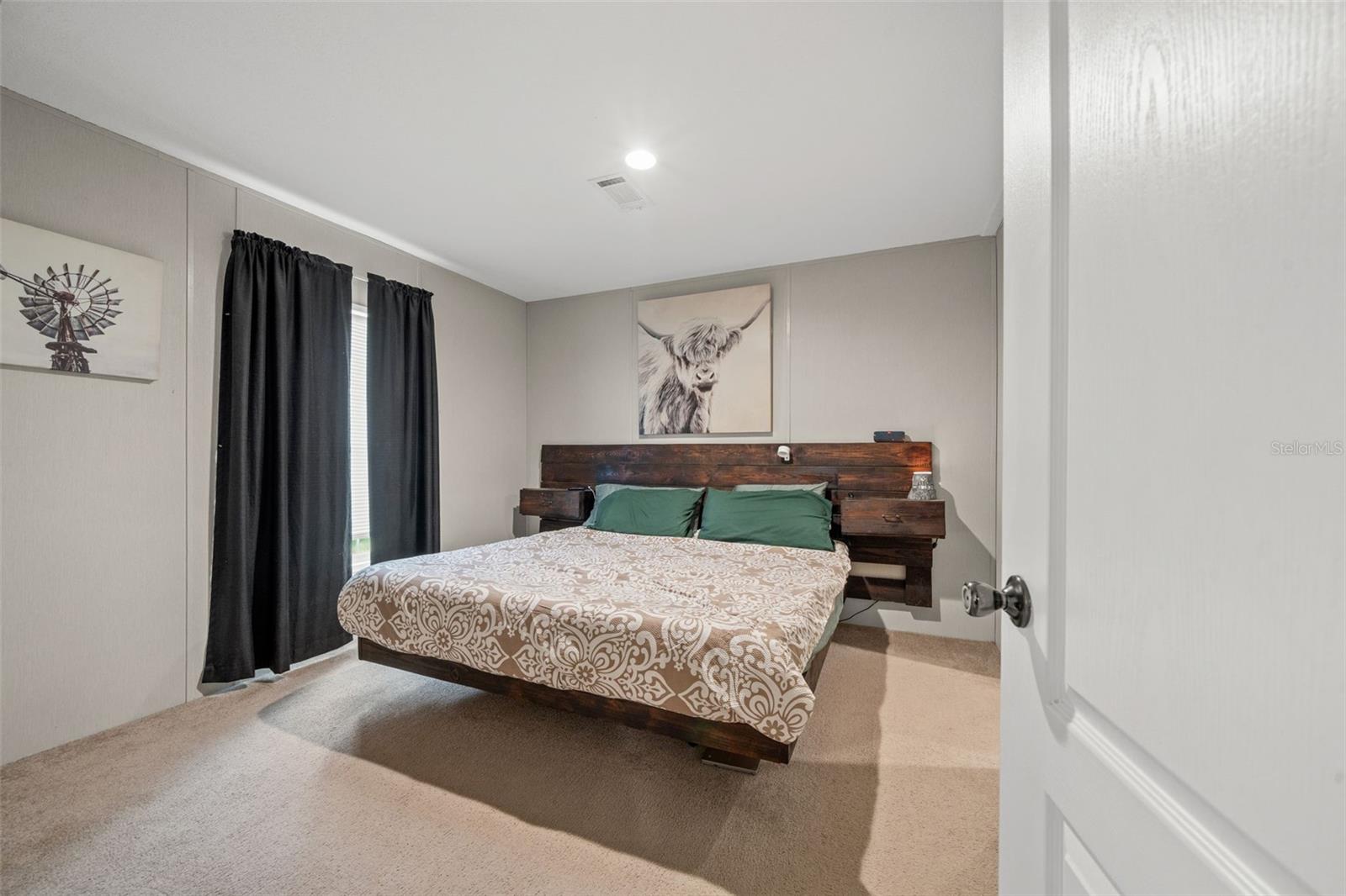 Image 19 of 33 For 18048 Evening Star Avenue