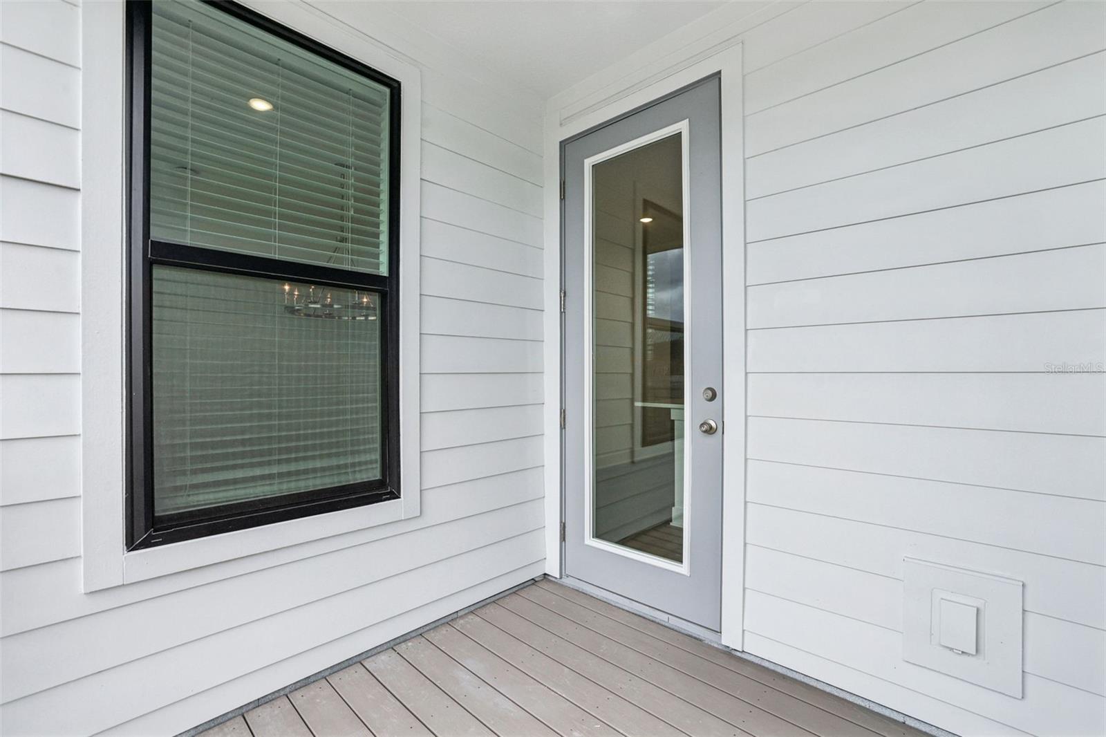 Image 25 of 39 For 15429 Hamlin Park Drive