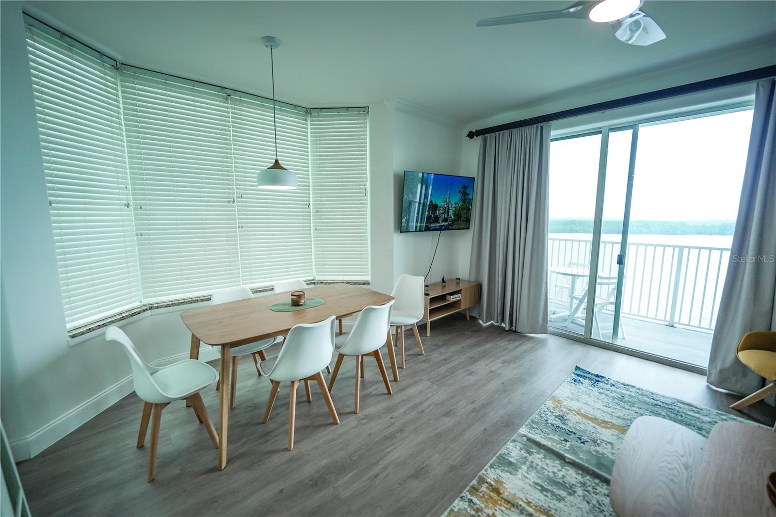 Image 16 of 34 For 13415 Blue Heron Beach Drive 1101