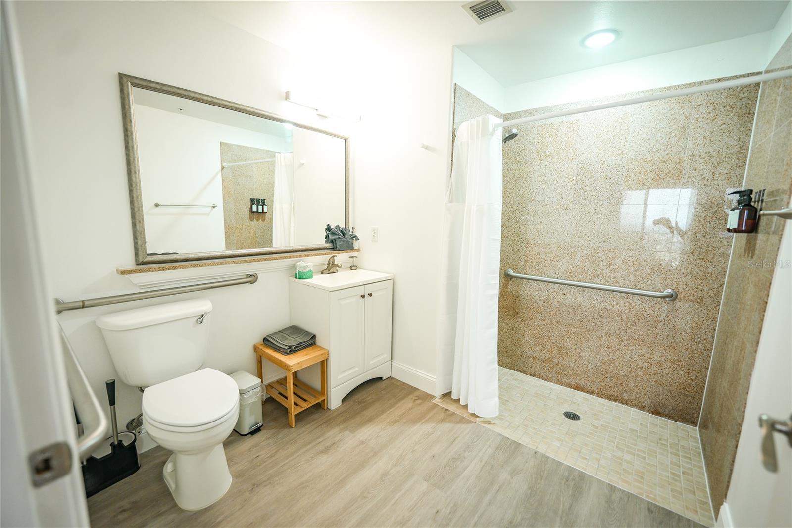 Image 6 of 34 For 13415 Blue Heron Beach Drive 1101