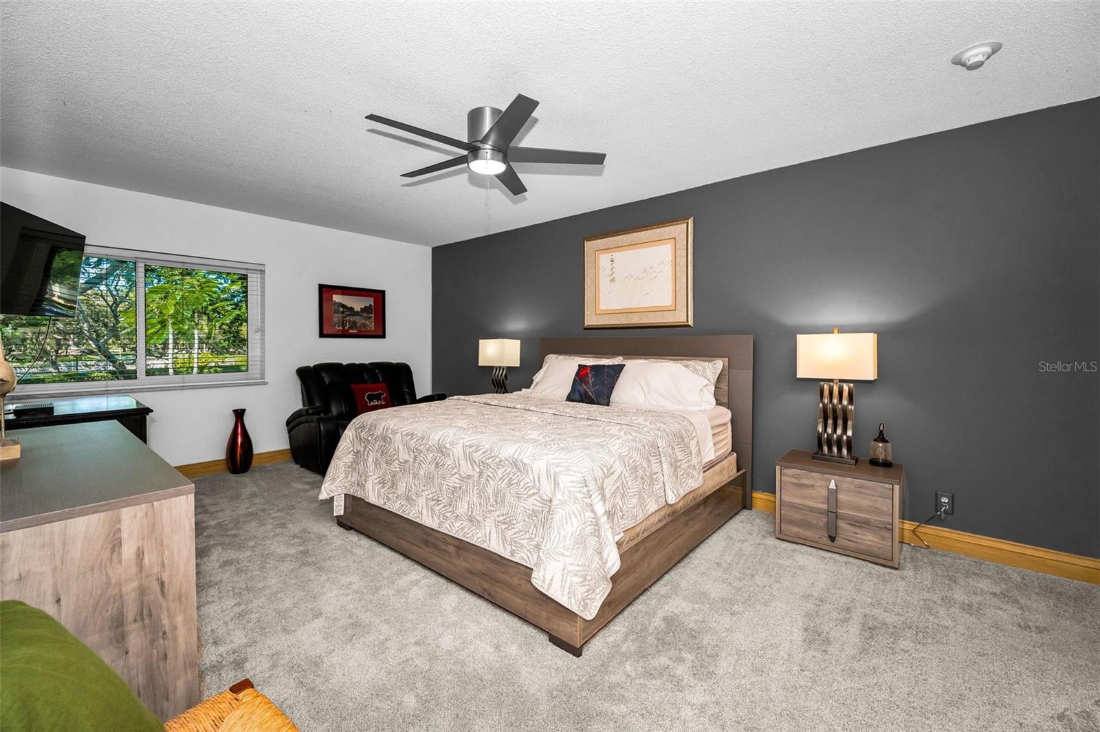 Image 28 of 93 For 36750 Us Highway 19  22-202