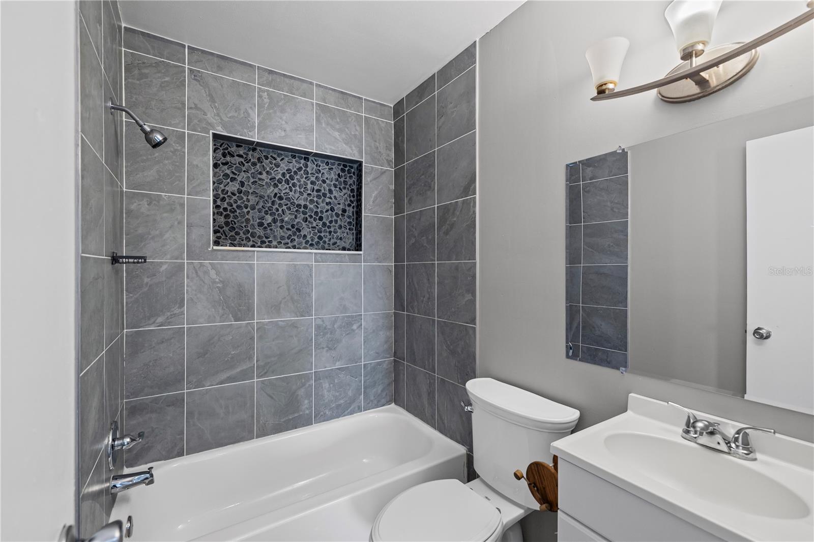 Image 18 of 37 For 5046 99th Way N