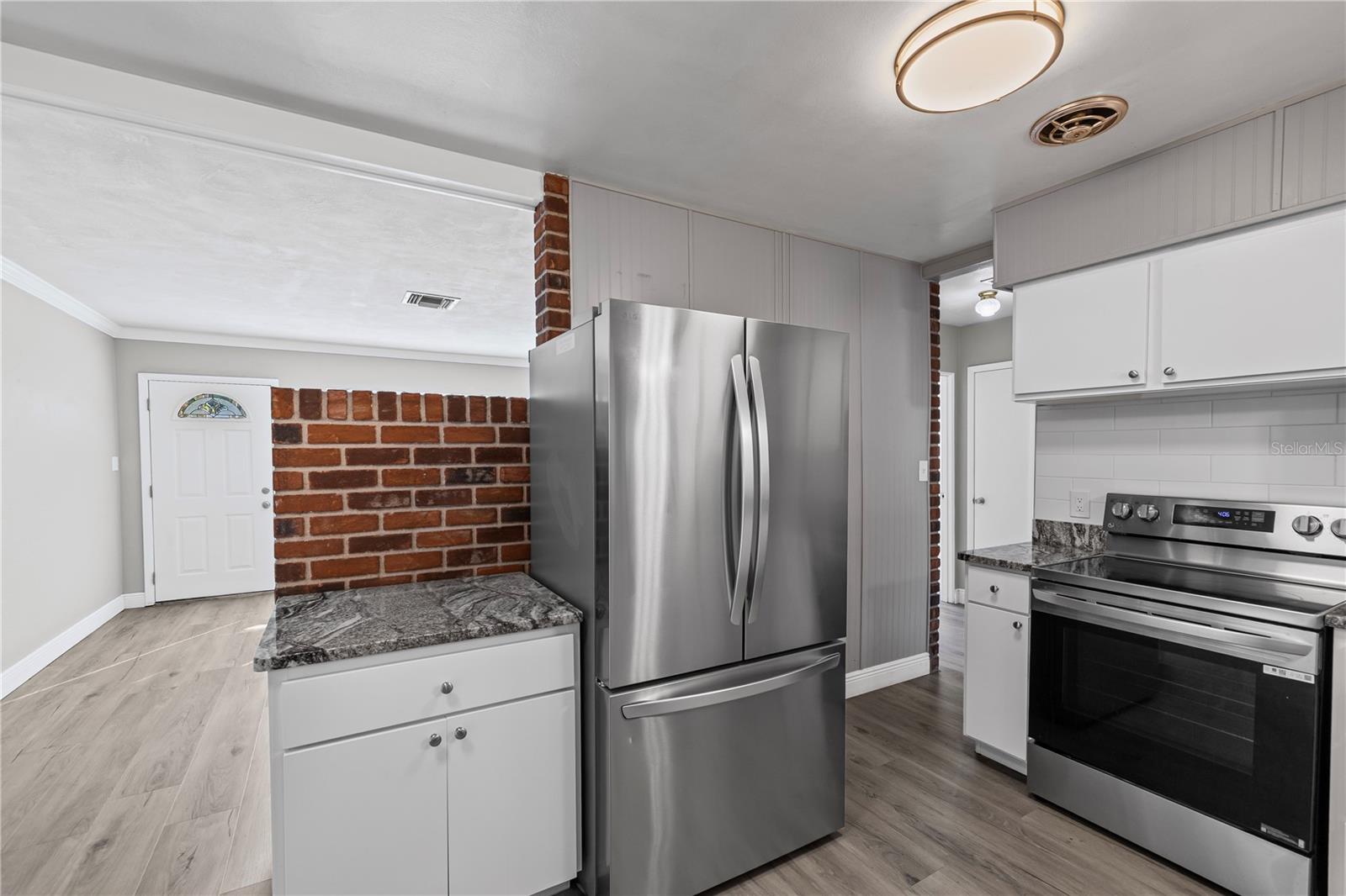 Image 6 of 37 For 5046 99th Way N
