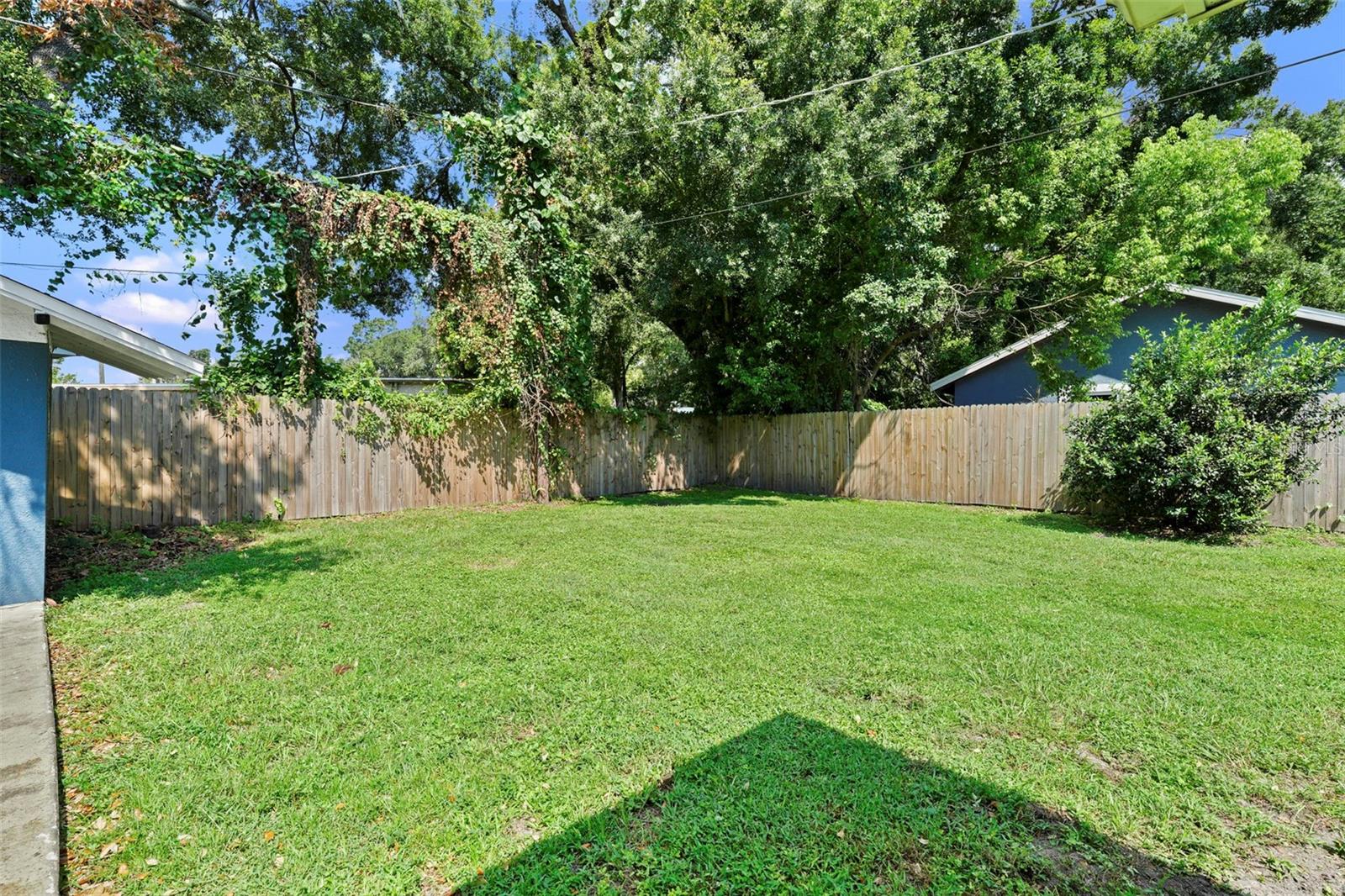 Image 32 of 36 For 2519 Emma Circle