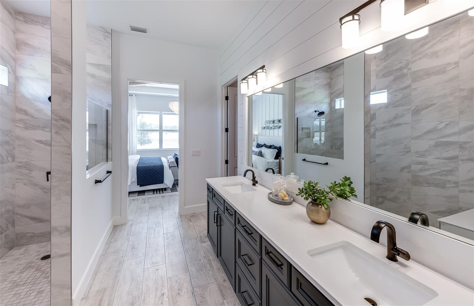 Image 10 of 28 For 26624 Bering Drive