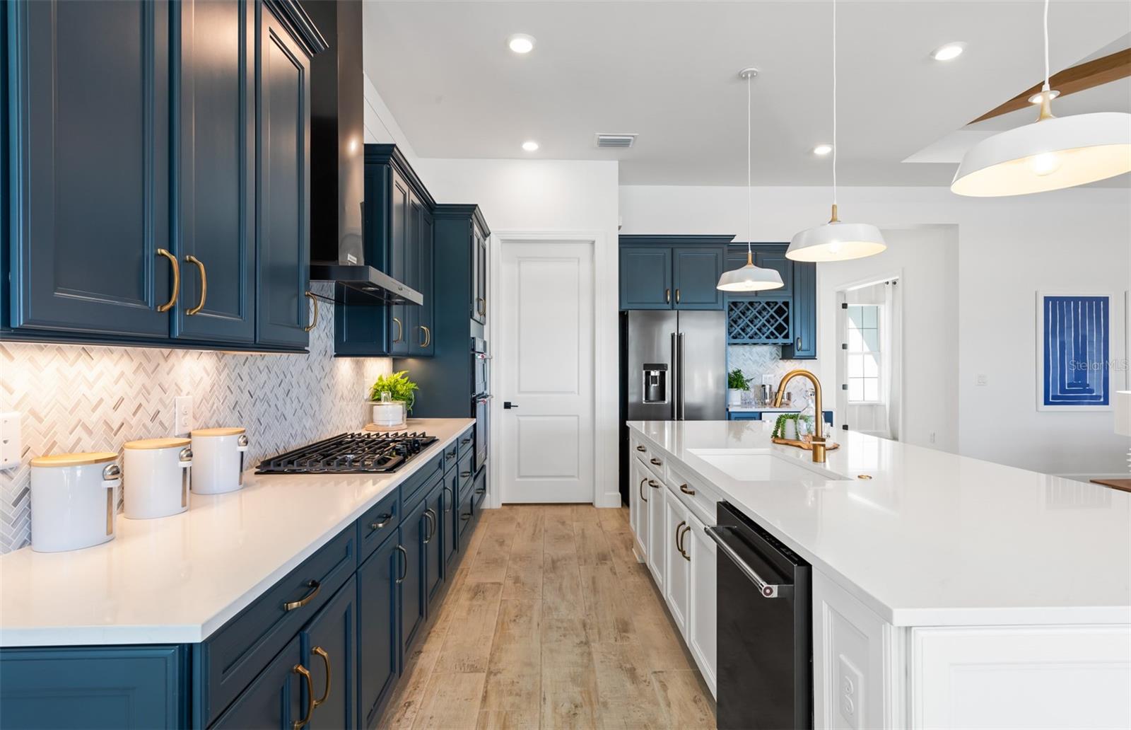 Image 6 of 28 For 26624 Bering Drive