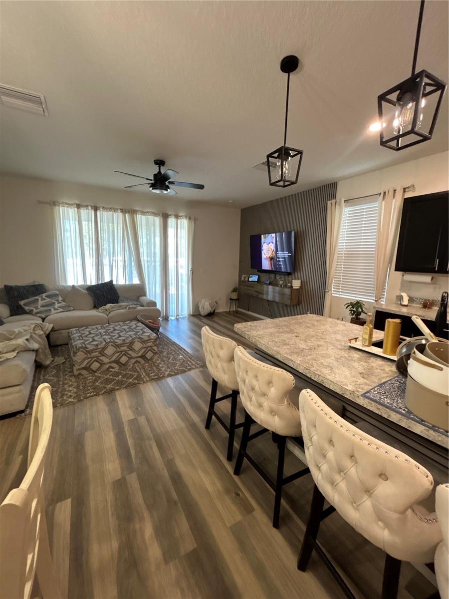 Image 4 of 16 For 714 Barclay Wood Drive