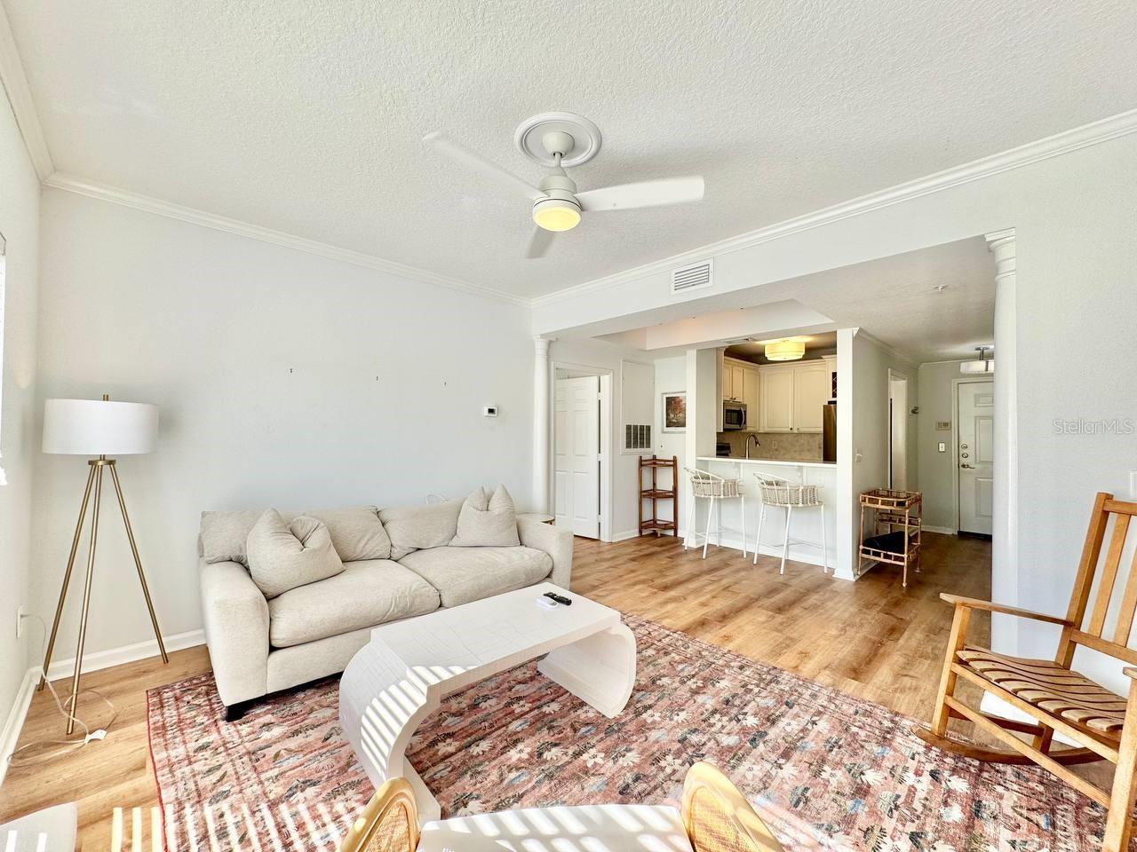 Image 12 of 33 For 800 Dakota Avenue 218