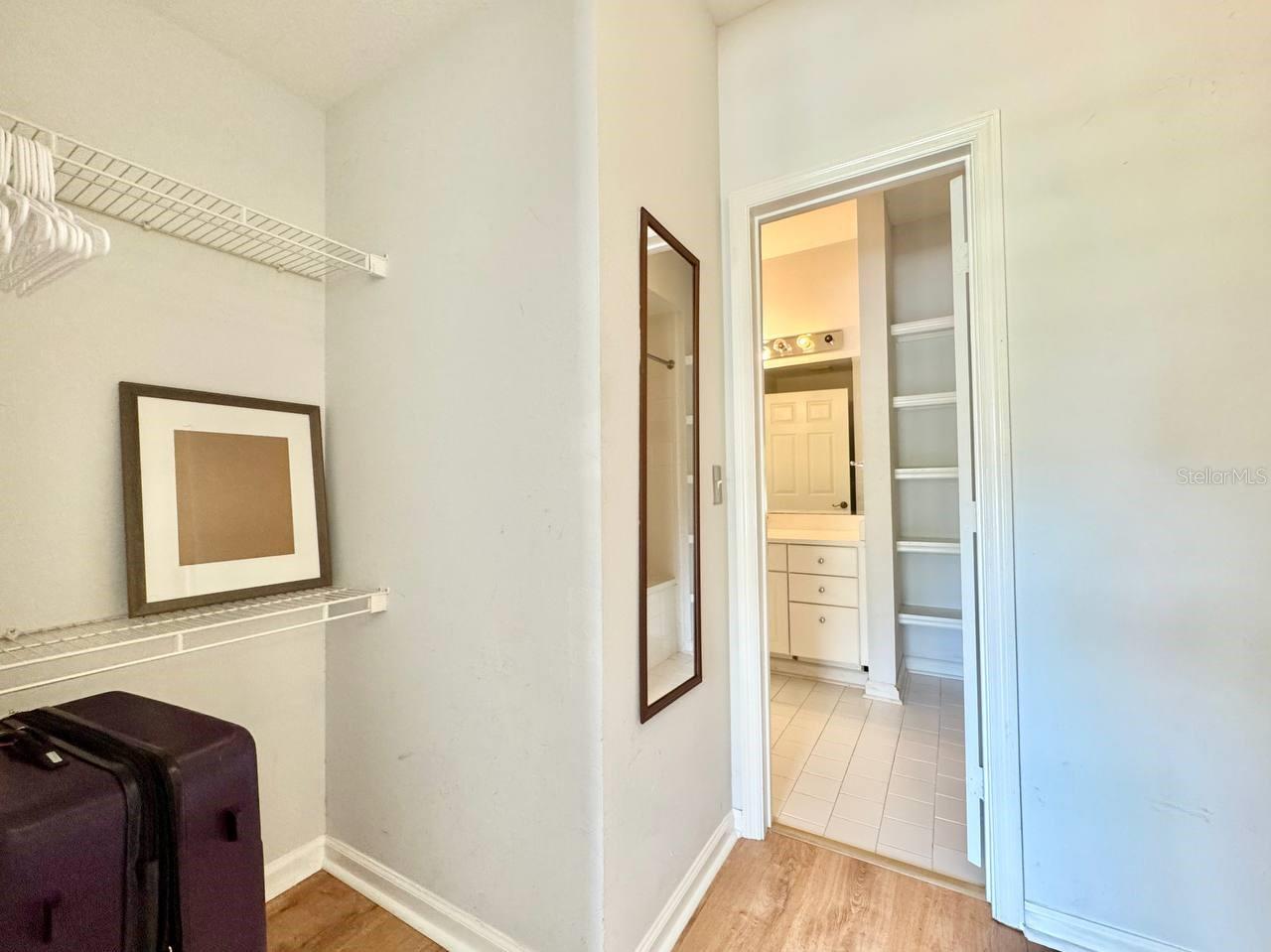 Image 18 of 33 For 800 Dakota Avenue 218