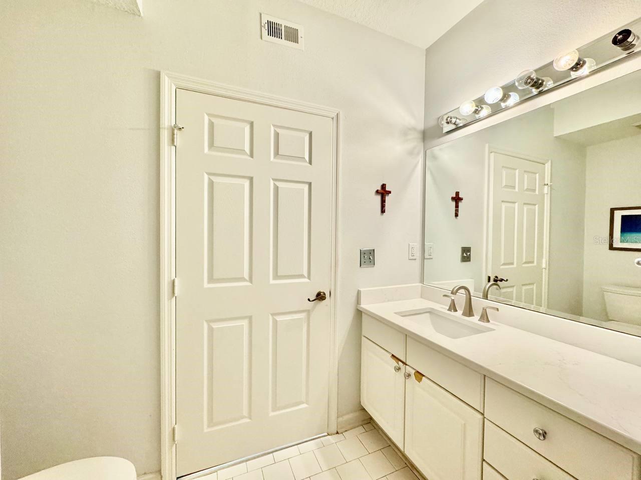 Image 20 of 33 For 800 Dakota Avenue 218