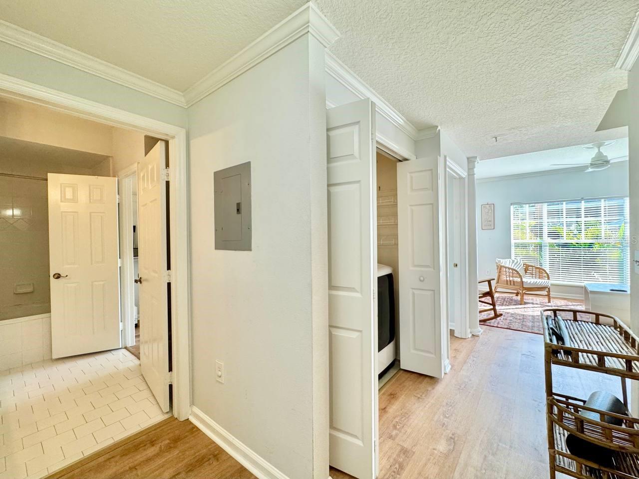 Image 4 of 33 For 800 Dakota Avenue 218