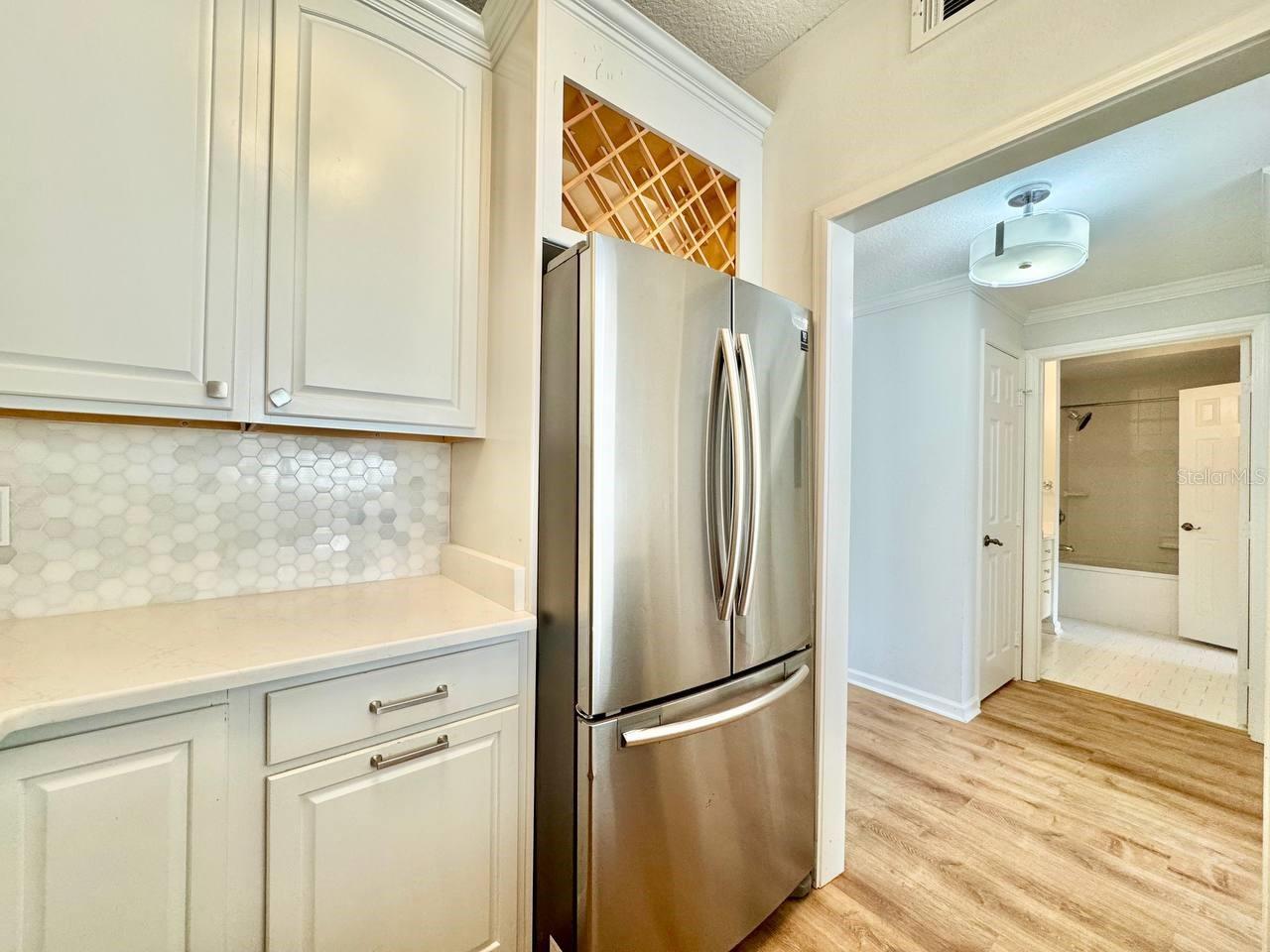 Image 8 of 33 For 800 Dakota Avenue 218