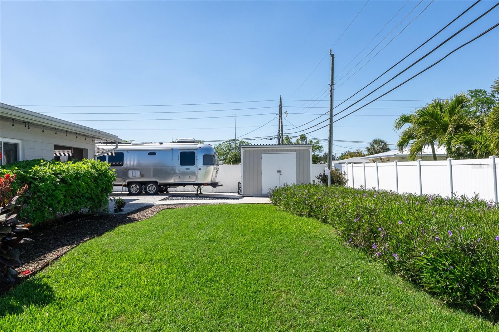 Image 30 of 33 For 715 44th Avenue Ne