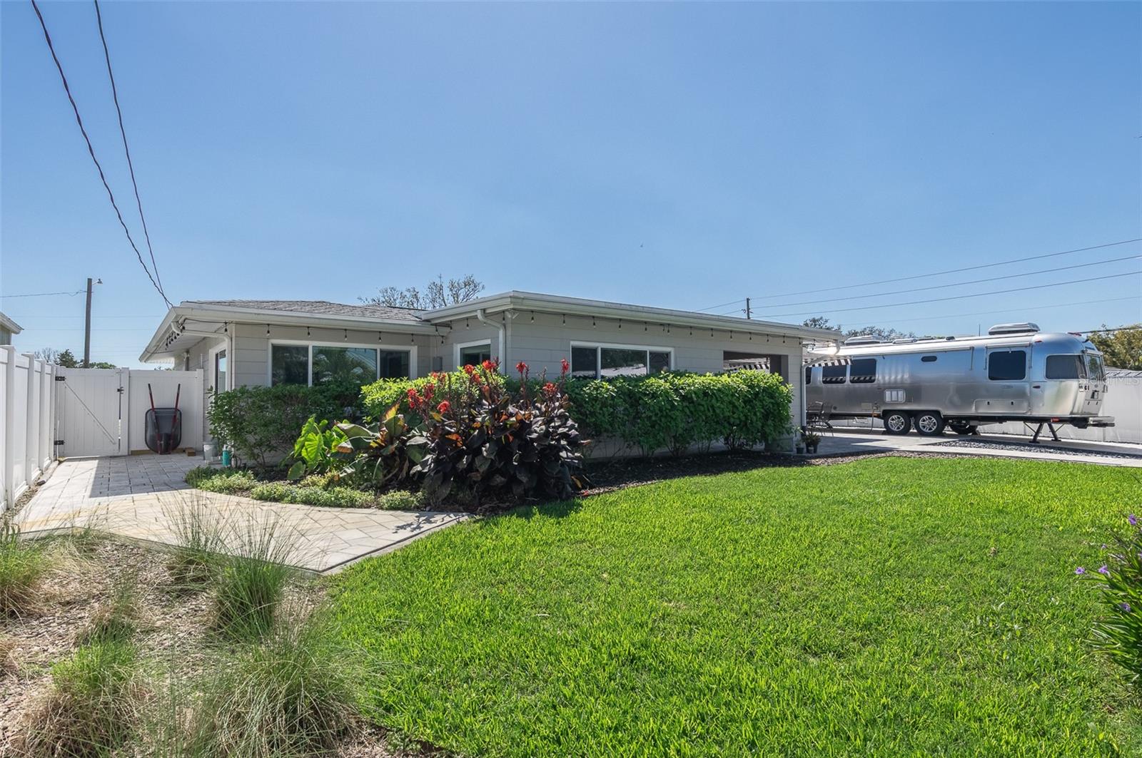 Image 31 of 33 For 715 44th Avenue Ne