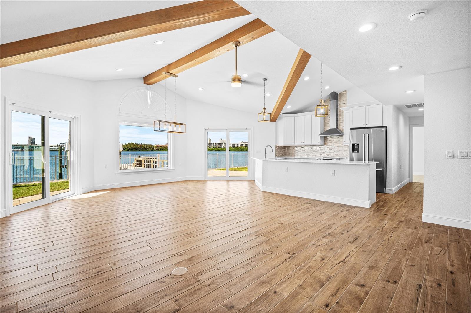 Listing photo id 1 for 1491 Sea Gull Drive S