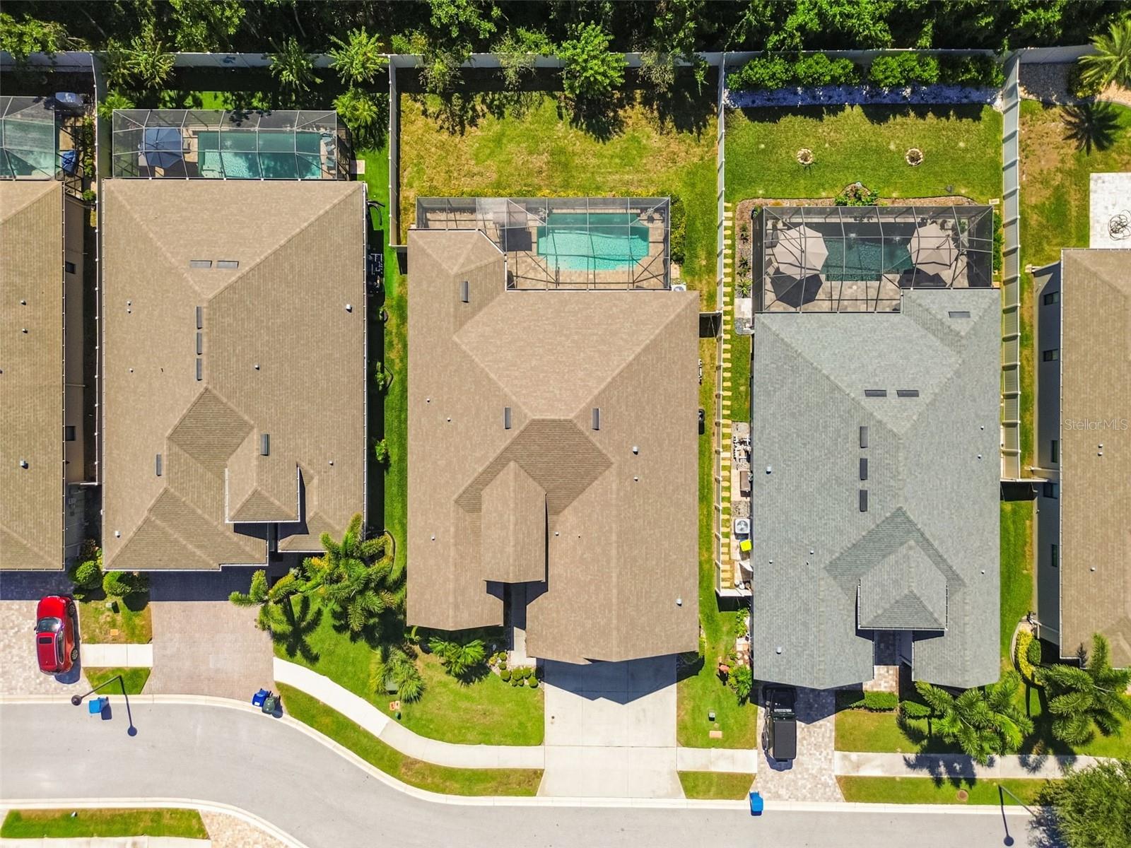 Listing photo id 46 for 2251 Highwood Court