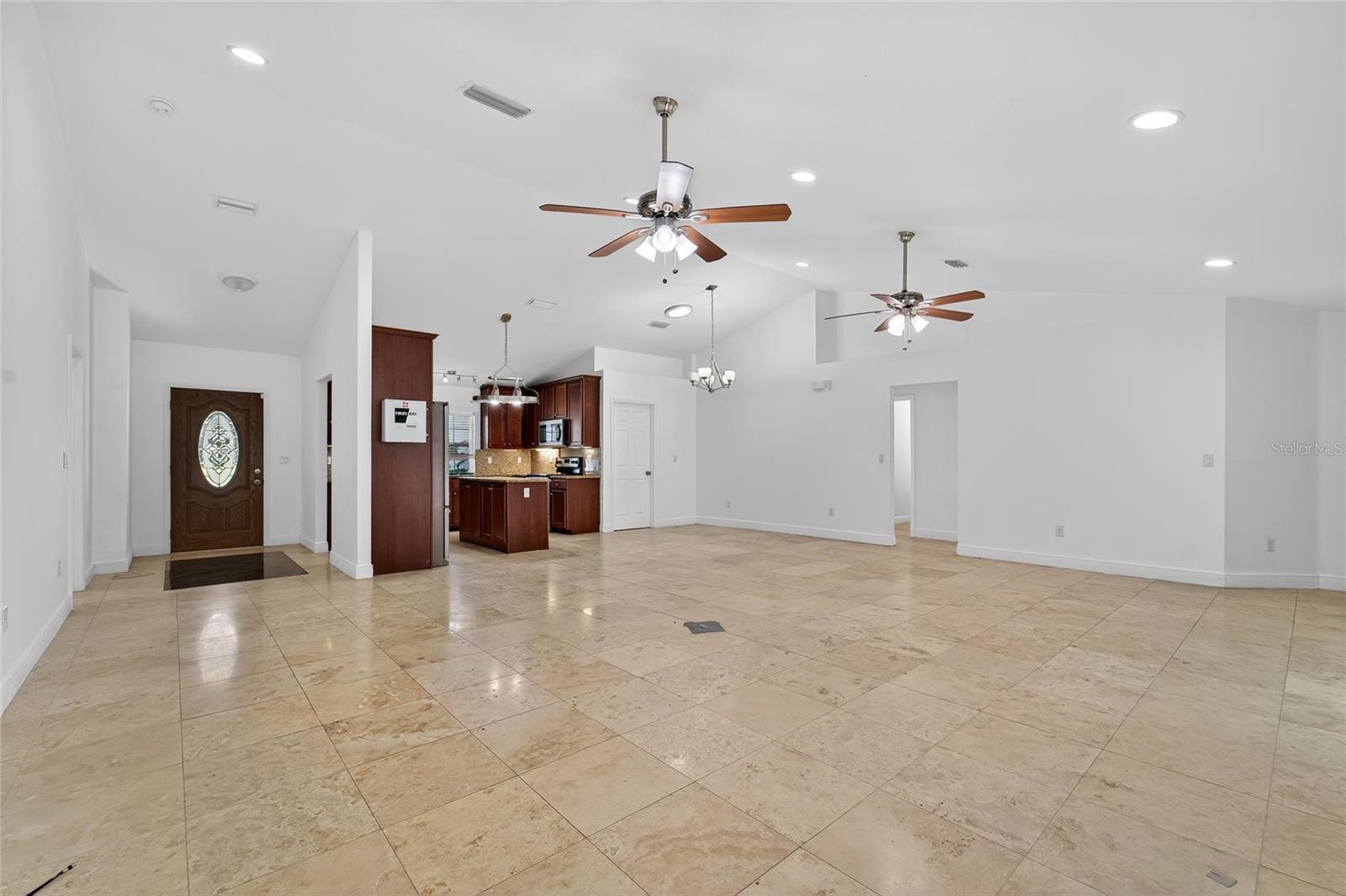 Image 16 of 74 For 16370 84th Terrace