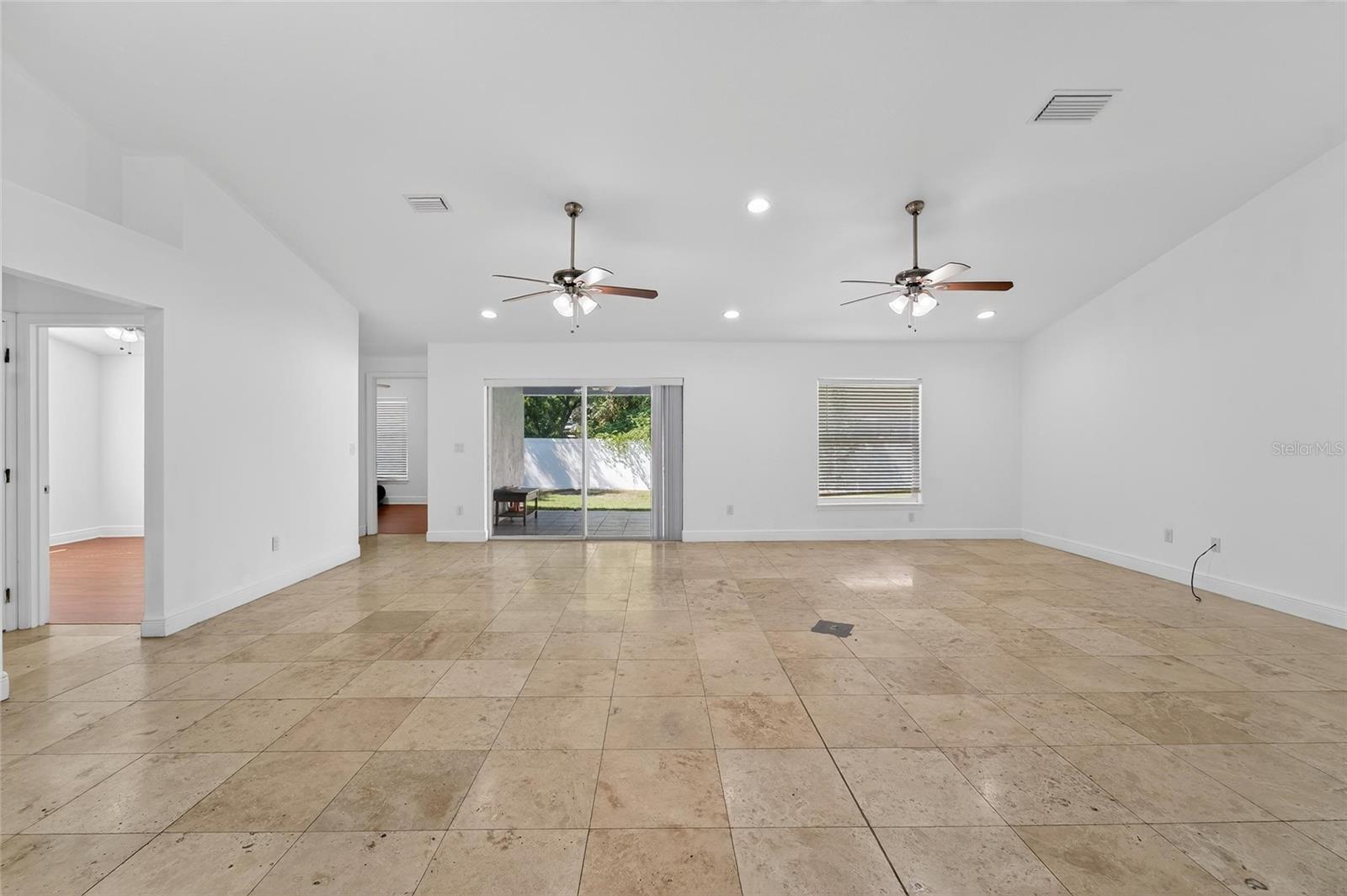 Image 20 of 74 For 16370 84th Terrace