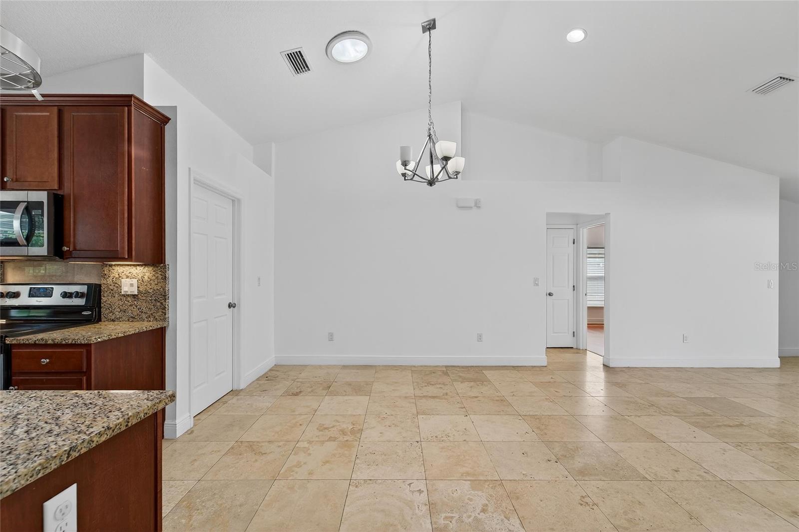 Image 24 of 74 For 16370 84th Terrace