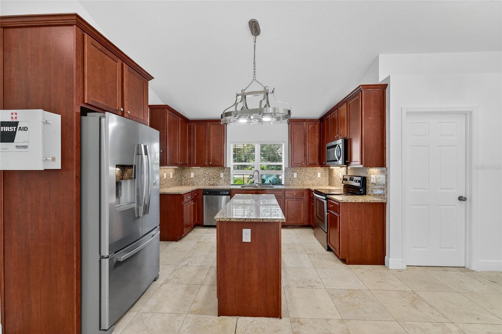 Image 25 of 74 For 16370 84th Terrace