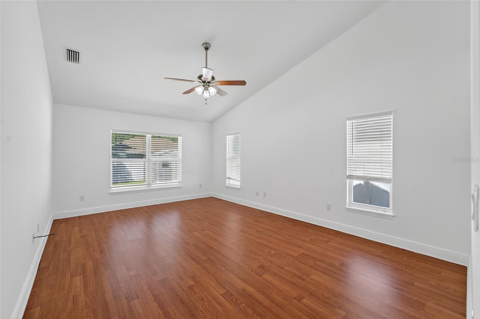 Image 31 of 74 For 16370 84th Terrace