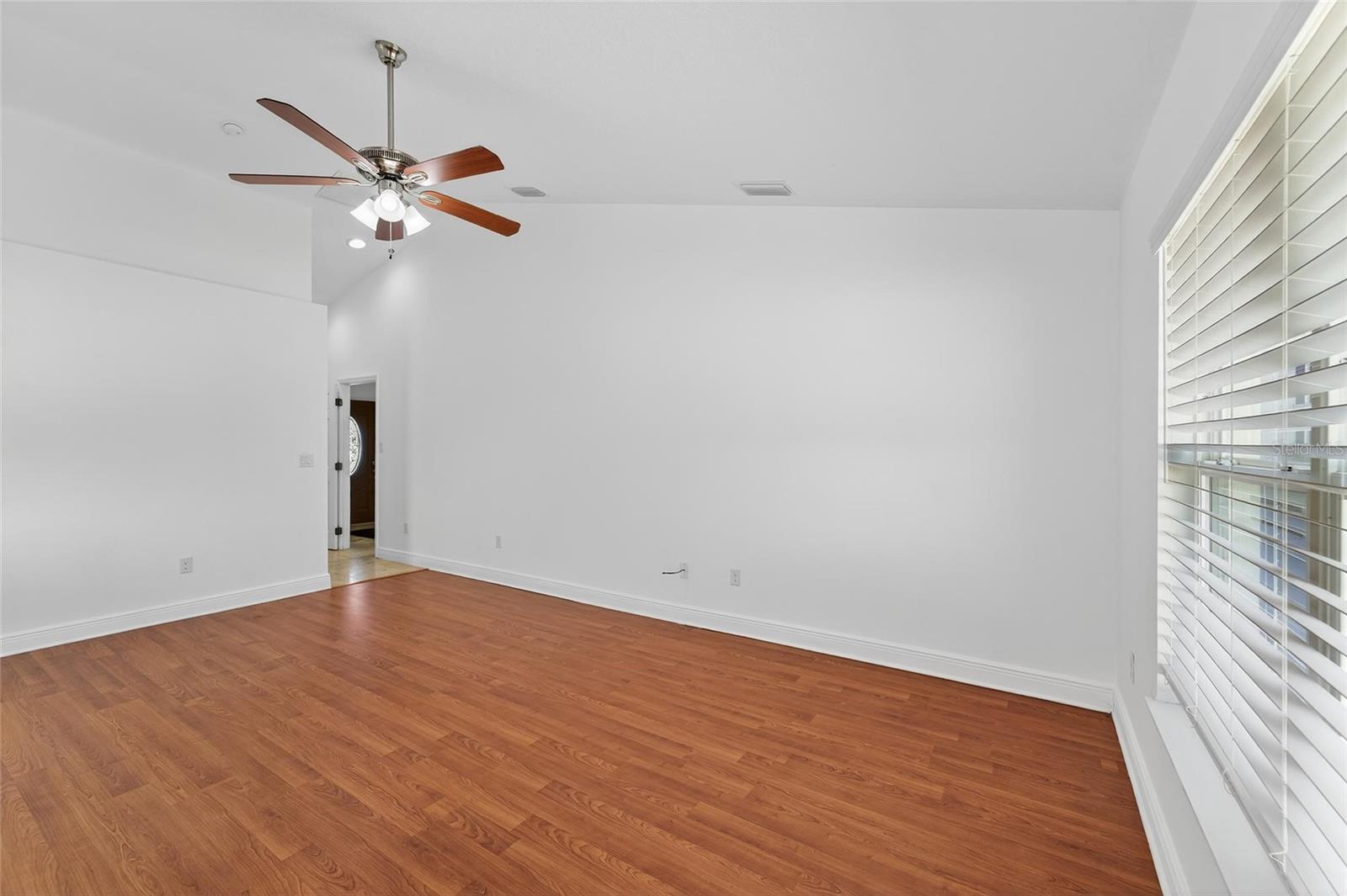 Image 33 of 74 For 16370 84th Terrace