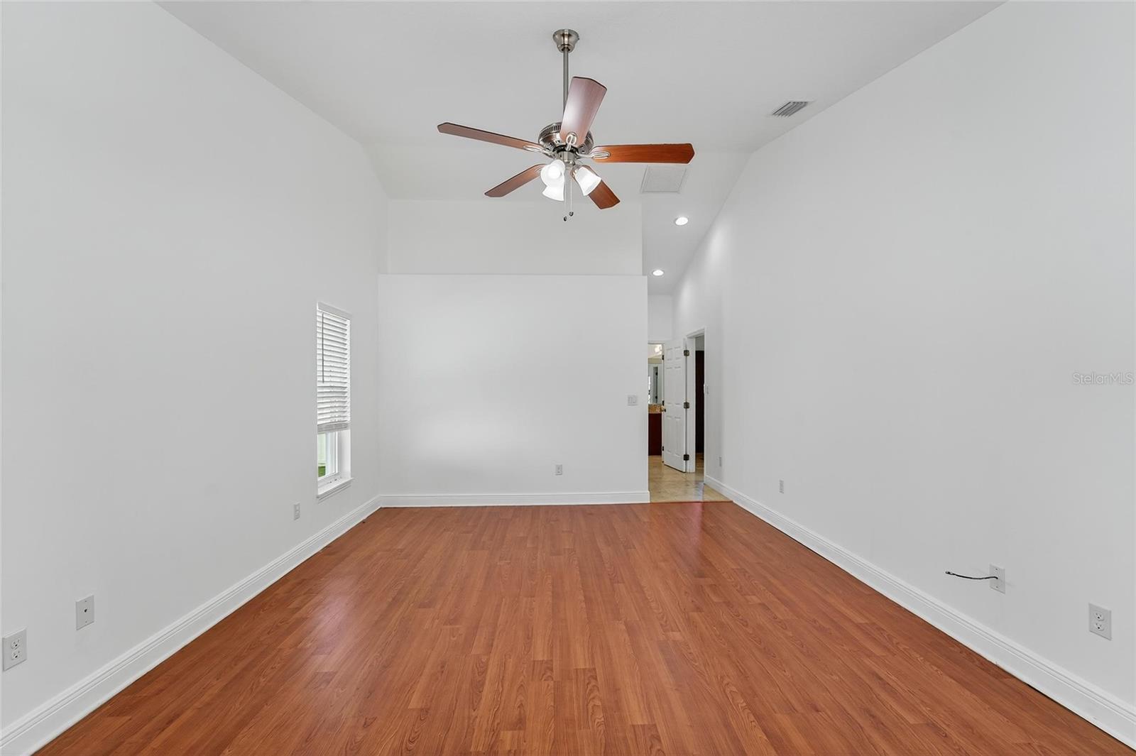 Image 34 of 74 For 16370 84th Terrace