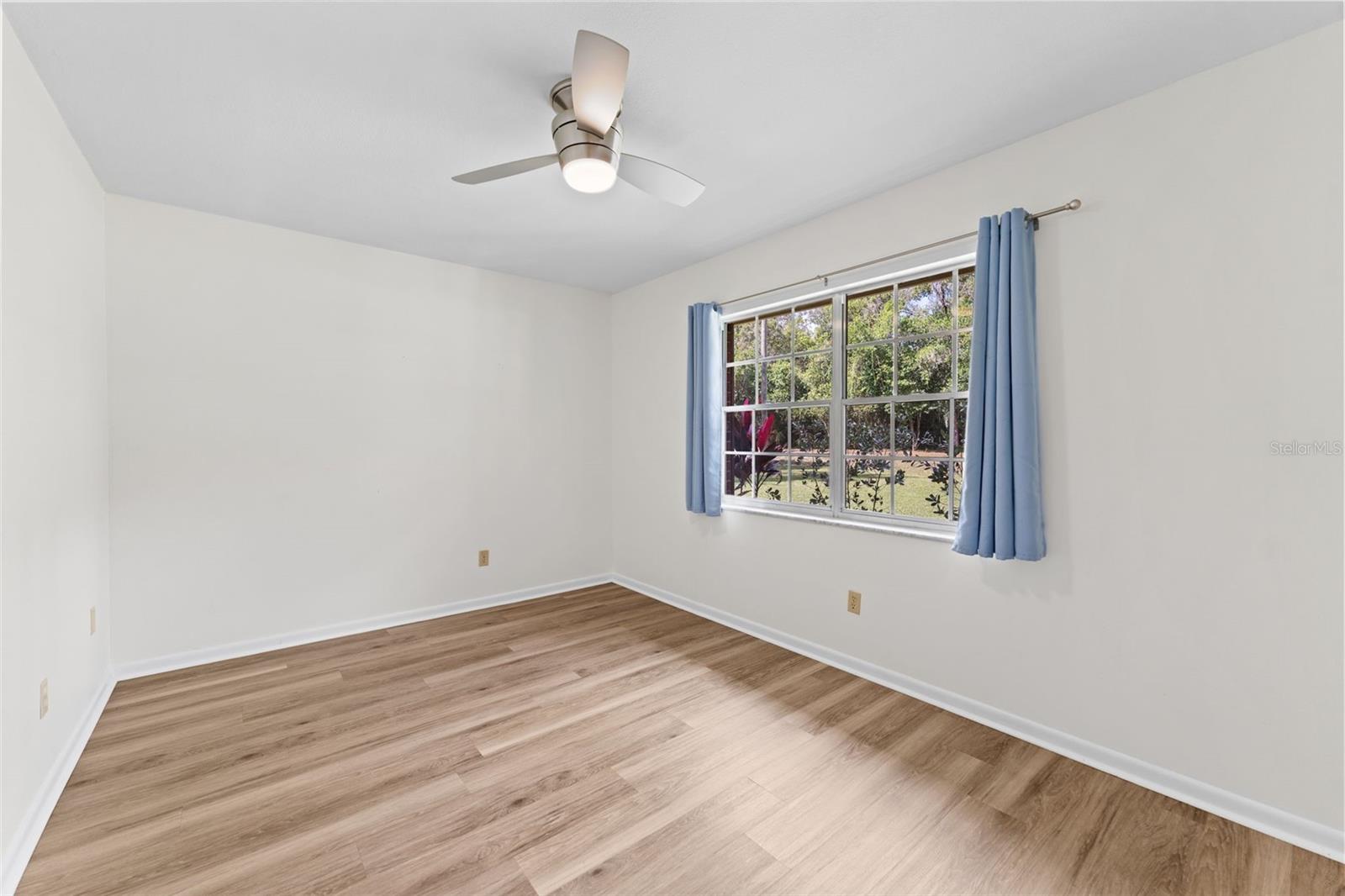 Image 17 of 40 For 1908 Village Avenue