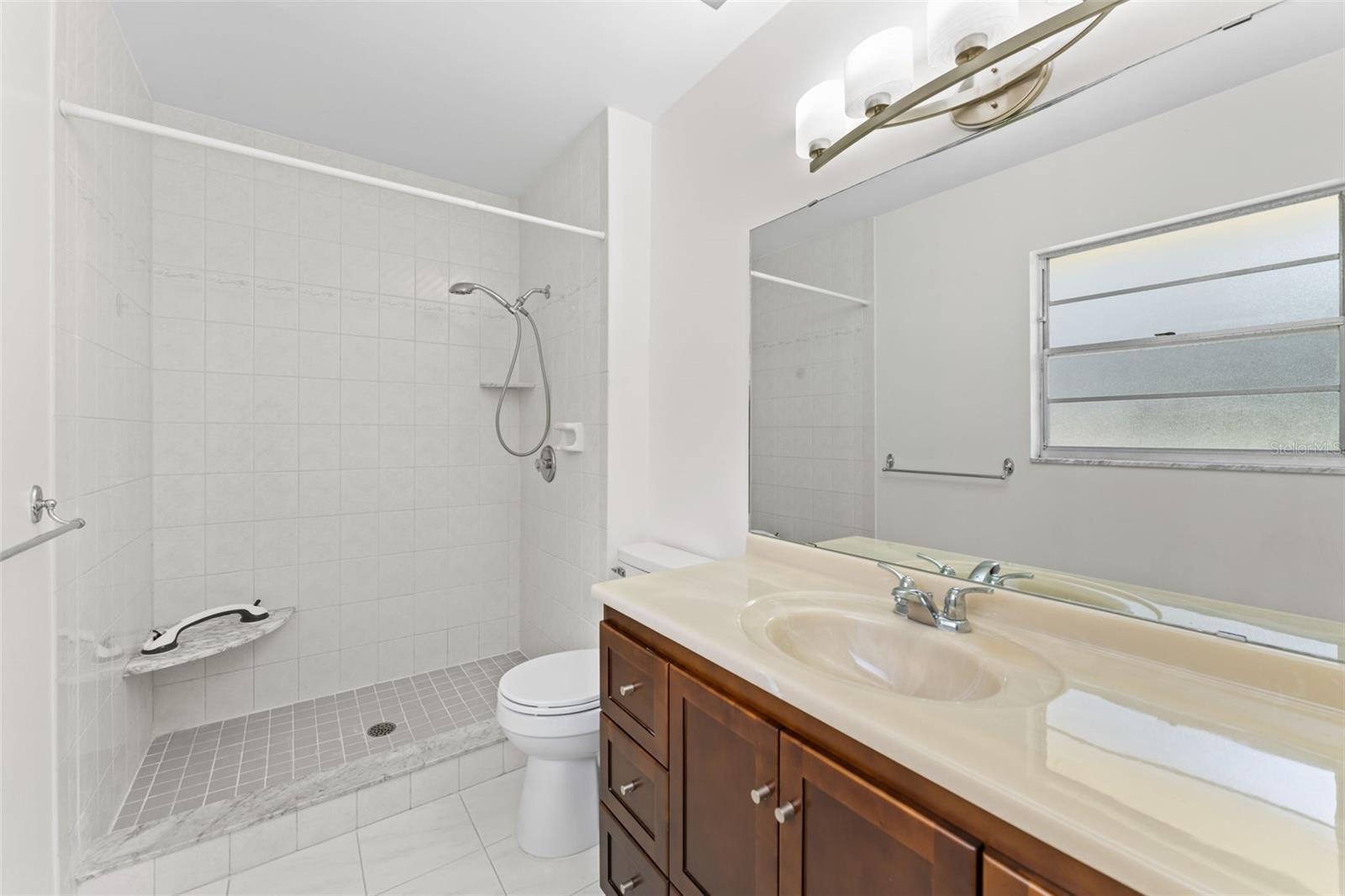 Image 25 of 40 For 1908 Village Avenue