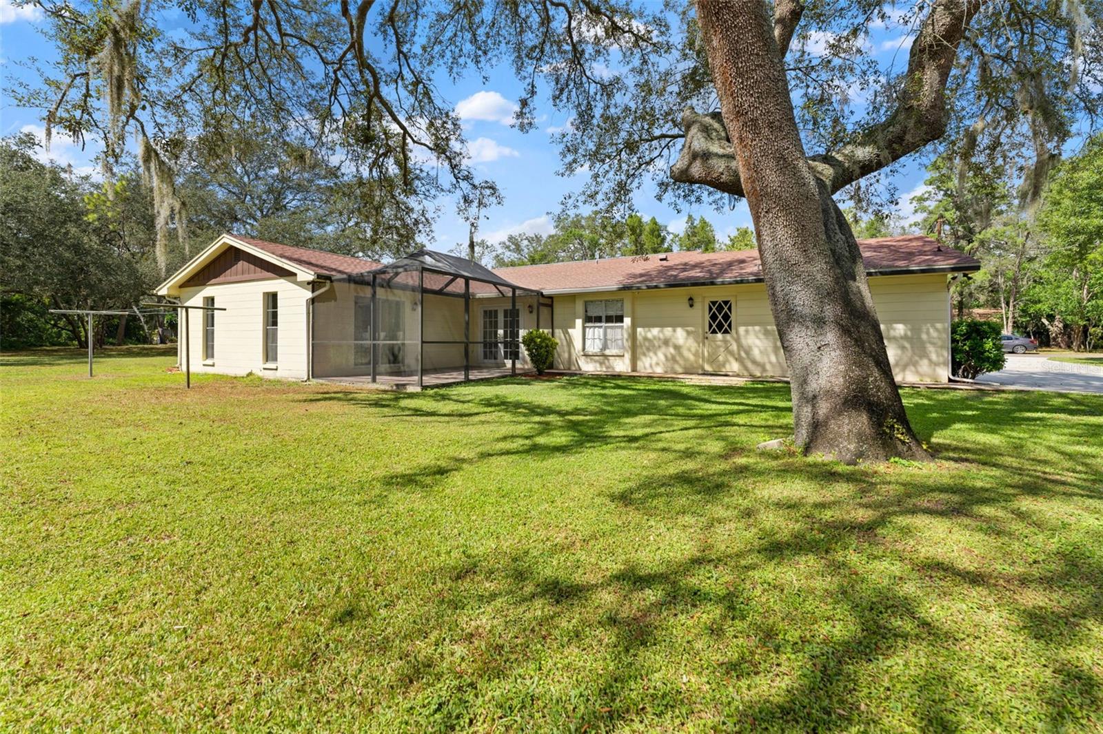 Image 34 of 40 For 1908 Village Avenue