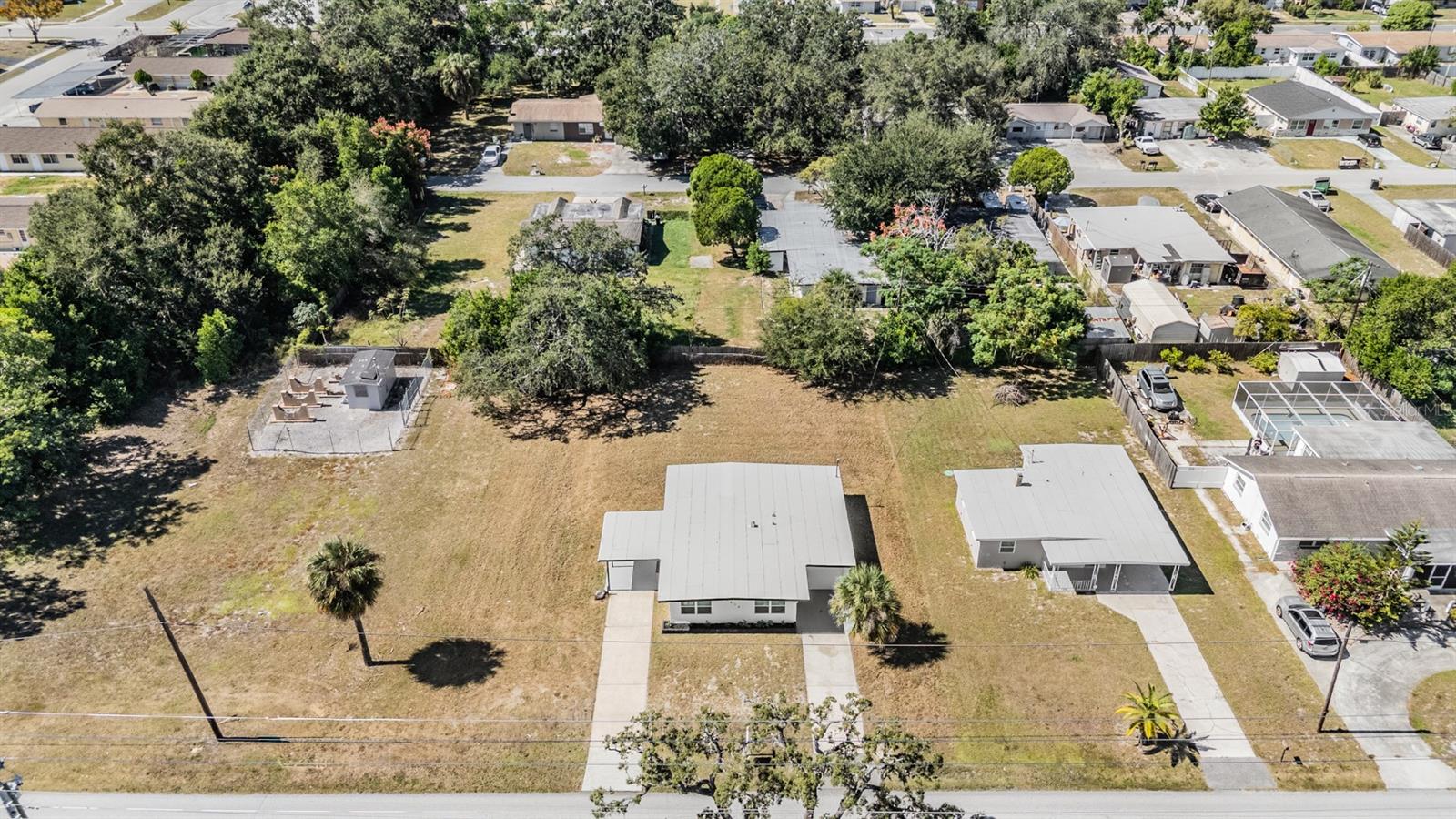 Image 25 of 28 For 1819 Grand Boulevard