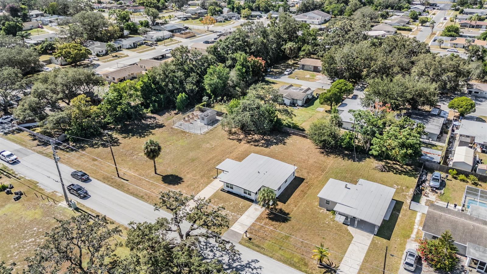 Image 26 of 28 For 1819 Grand Boulevard