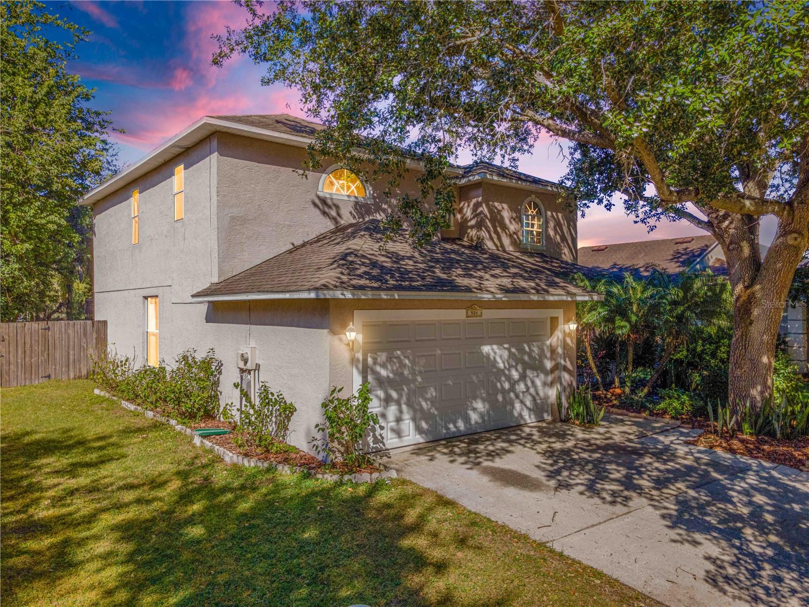 Image 11 of 58 For 504 Valencia Park Drive