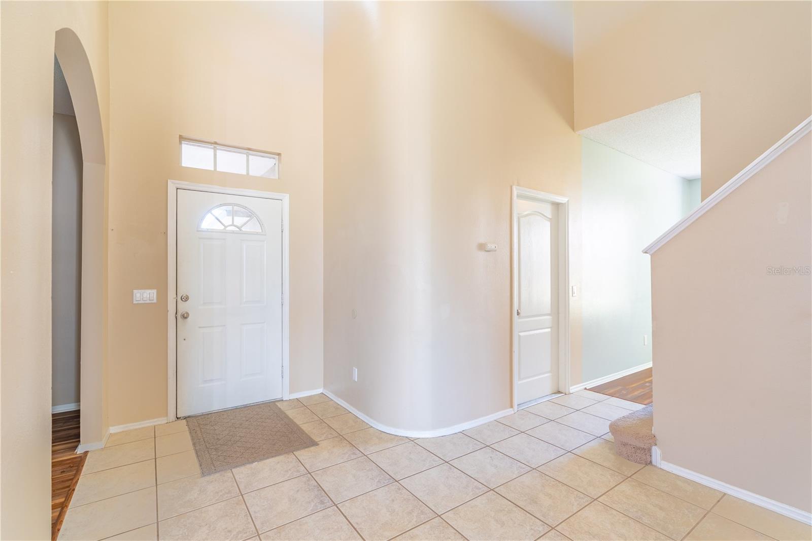 Image 15 of 58 For 504 Valencia Park Drive