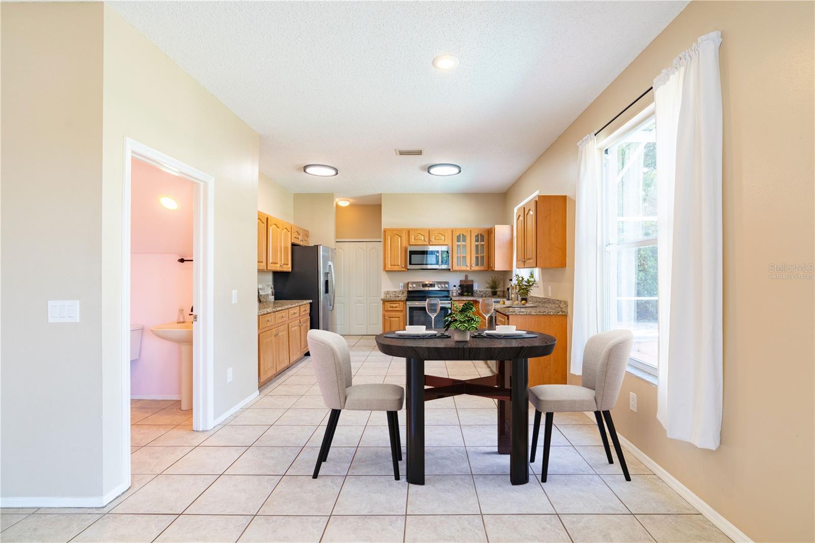 Image 25 of 58 For 504 Valencia Park Drive