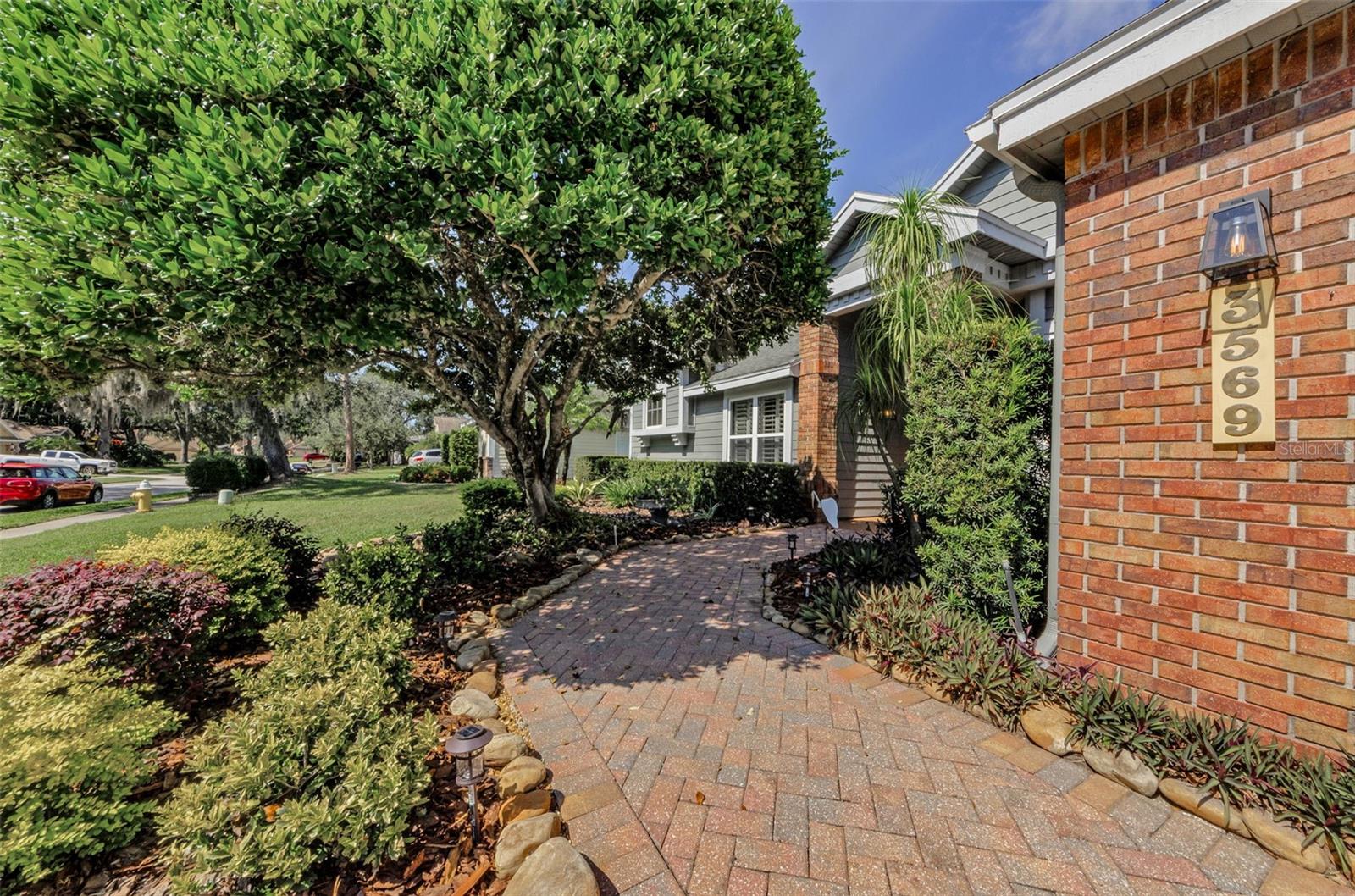 Image 27 of 82 For 3569 Ermine Path