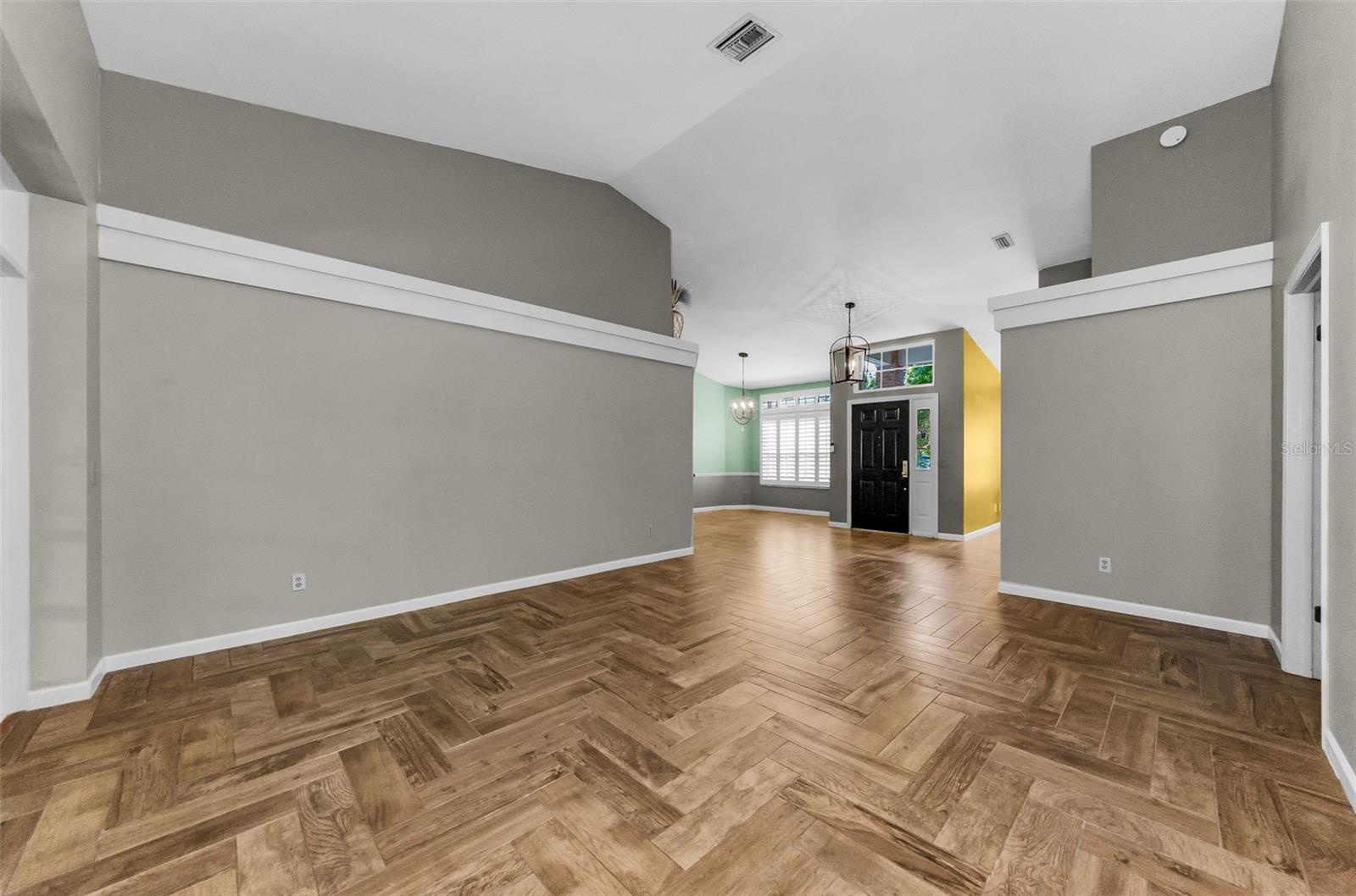 Image 36 of 82 For 3569 Ermine Path