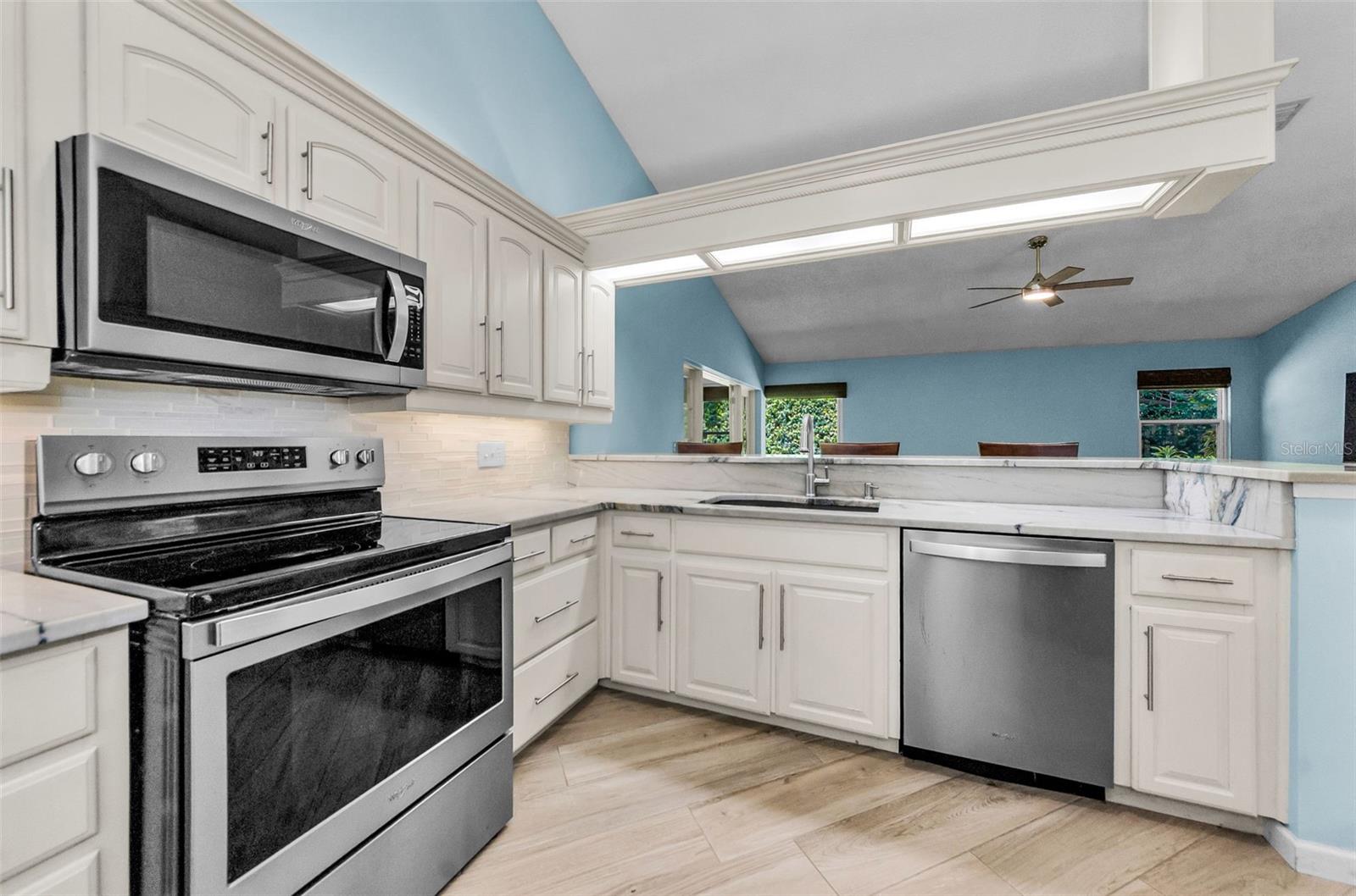 Image 8 of 82 For 3569 Ermine Path