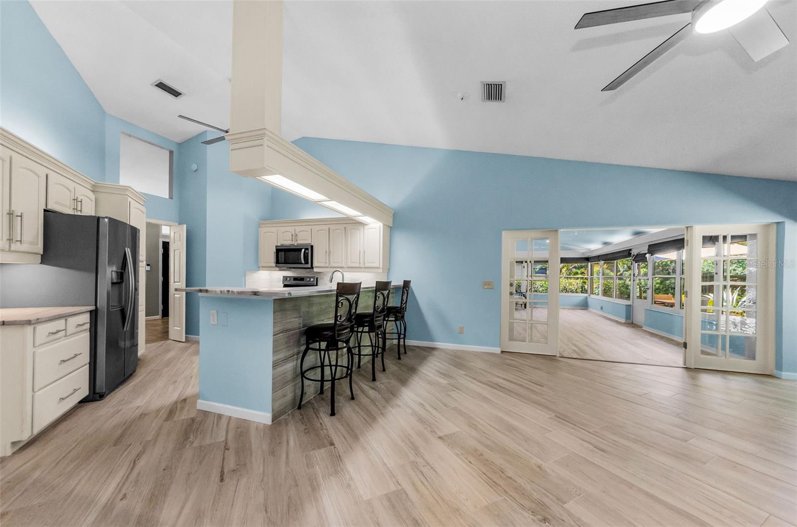 Image 9 of 82 For 3569 Ermine Path