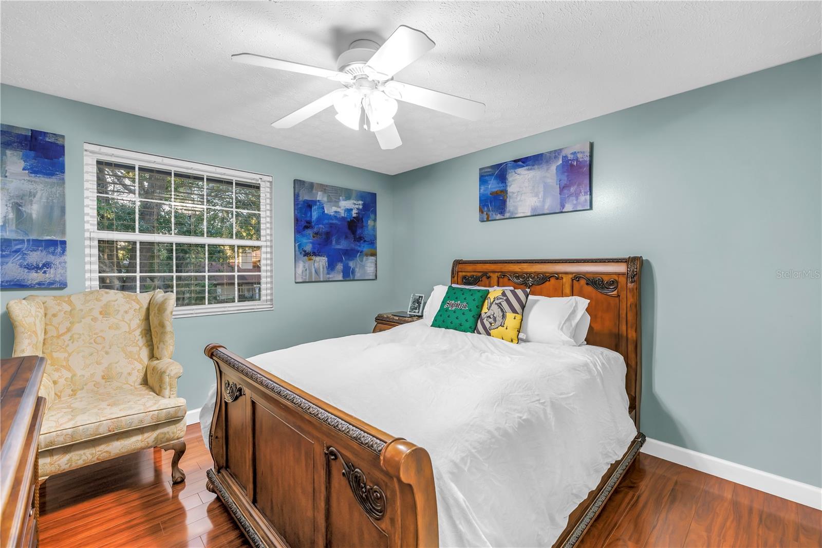 Image 25 of 47 For 18009 Lindawoods Street