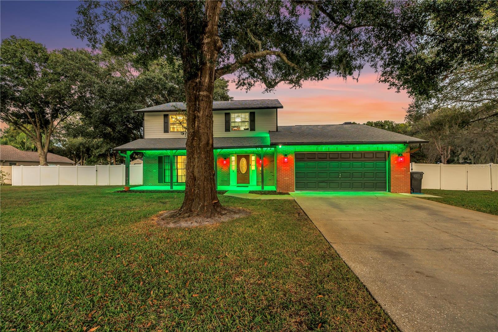 Image 4 of 47 For 18009 Lindawoods Street