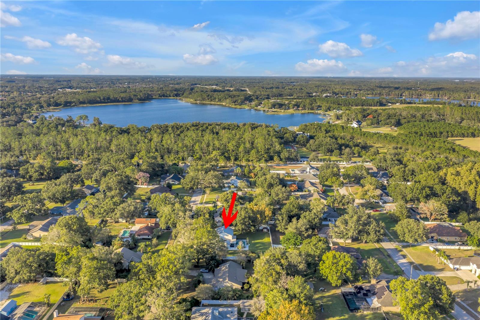 Image 41 of 47 For 18009 Lindawoods Street